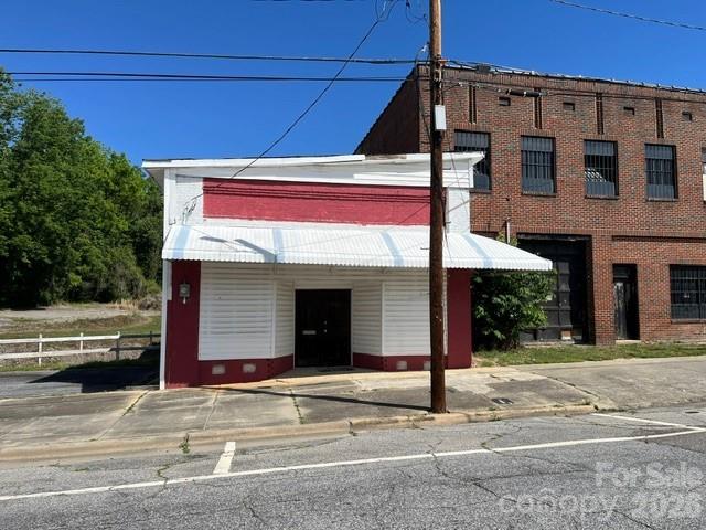 1132 West Avenue NW — photo