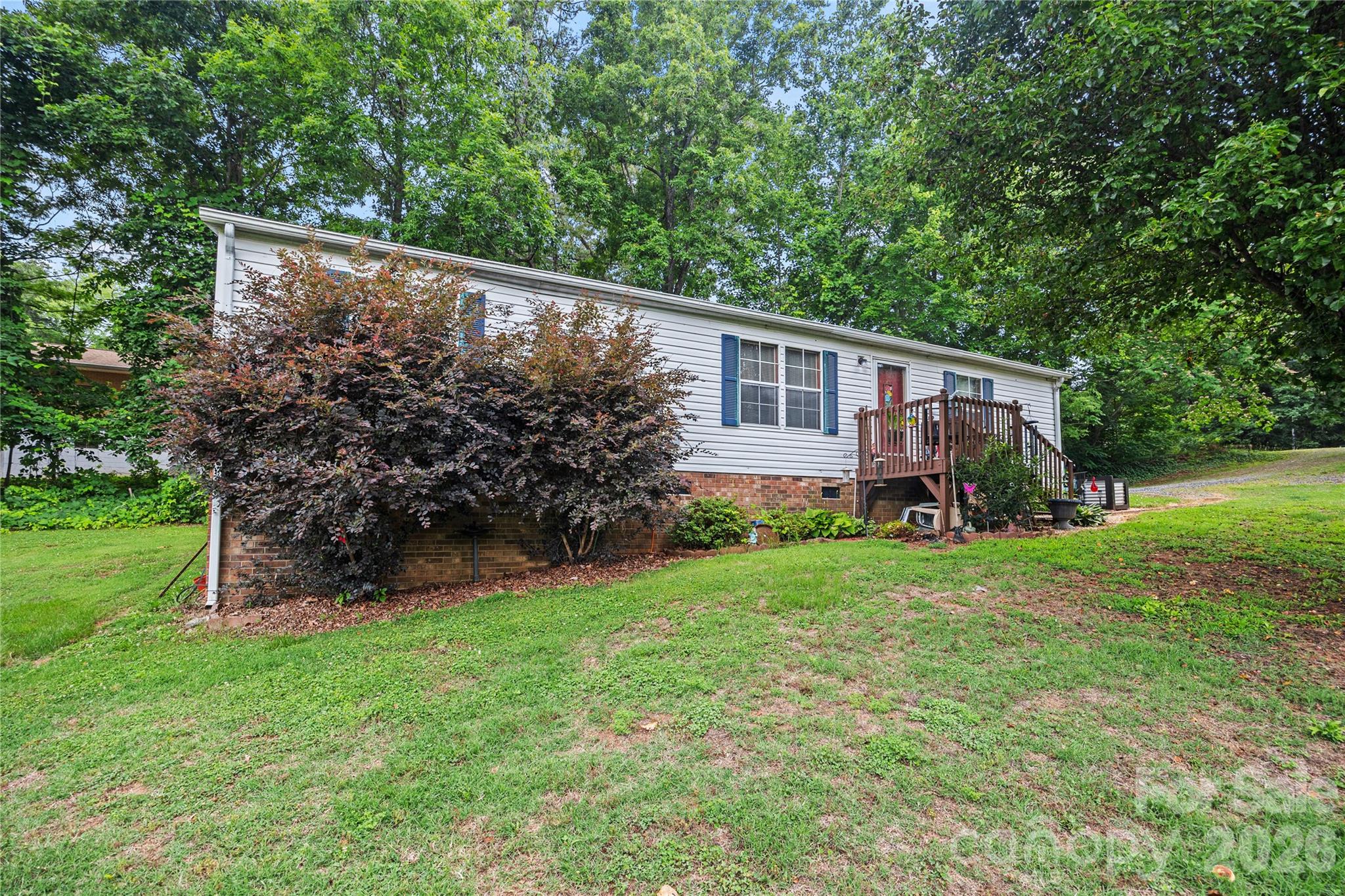 323 Carlyle Road — photo