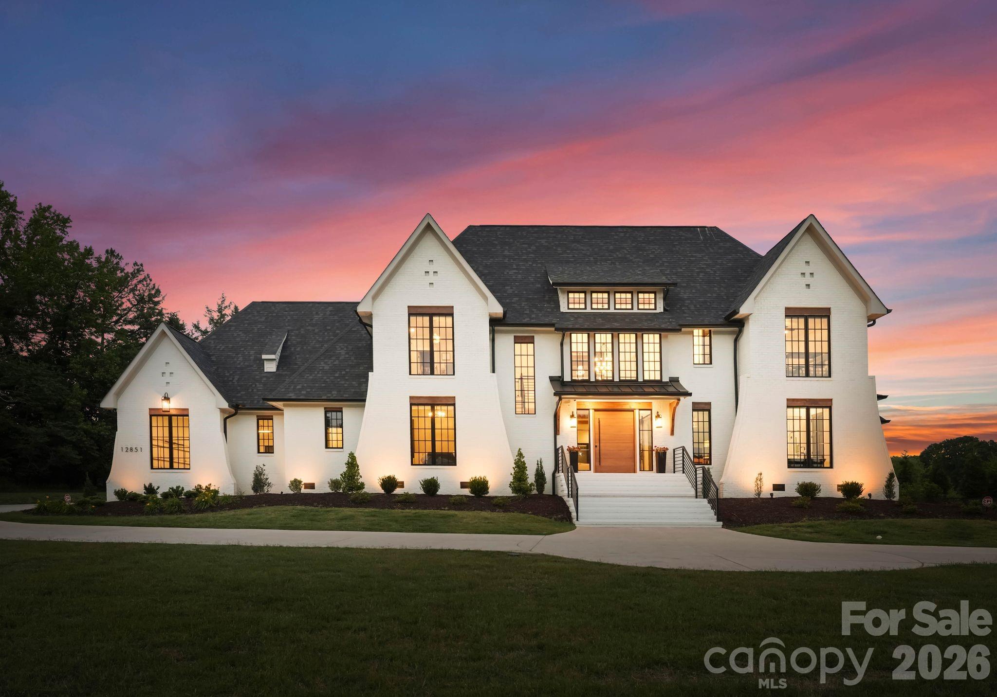 12851 Westmoreland Farm Road — photo