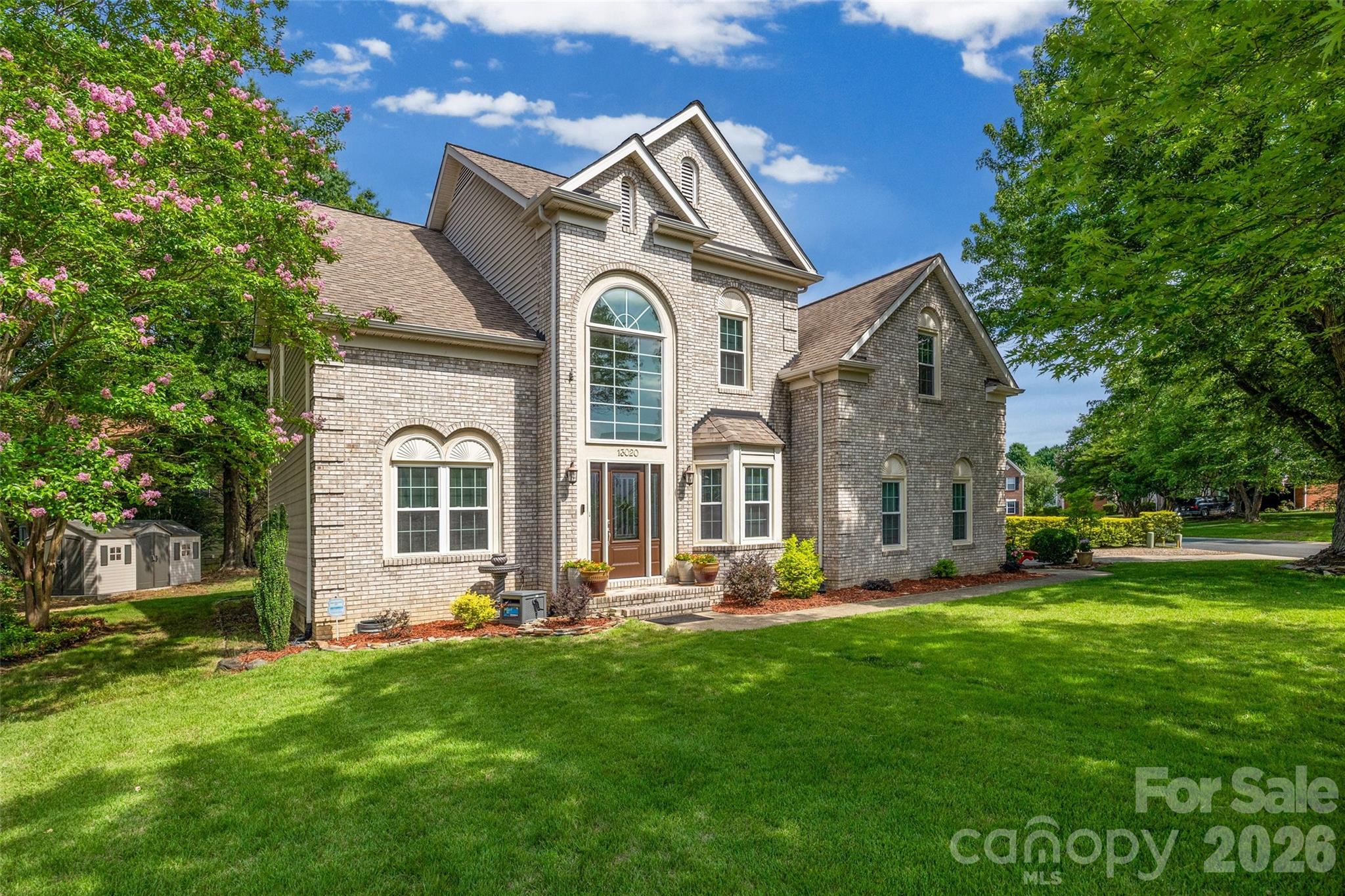 13020 Shannon Park Lane — photo