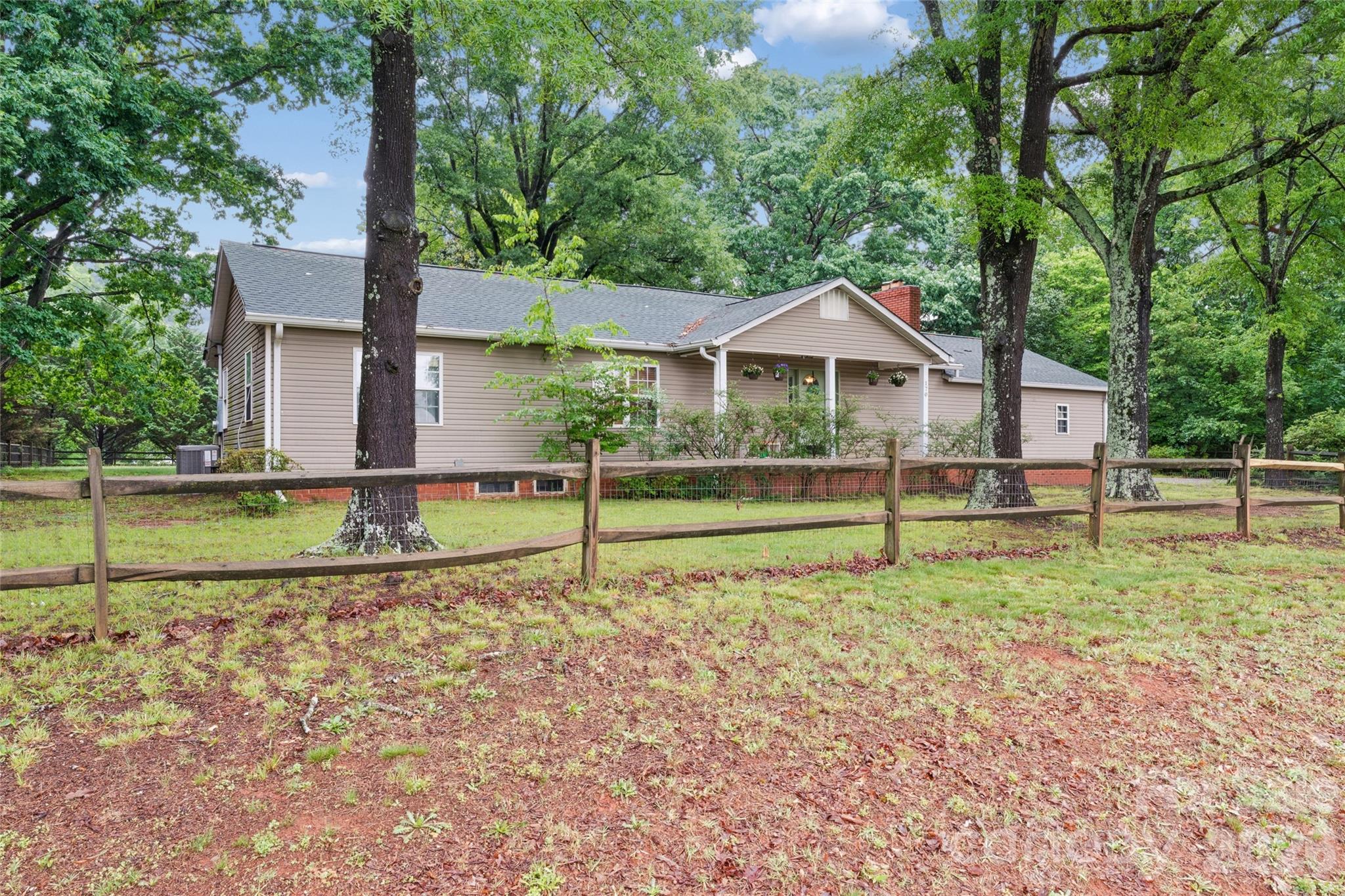 170 Scotts Creek Road — photo