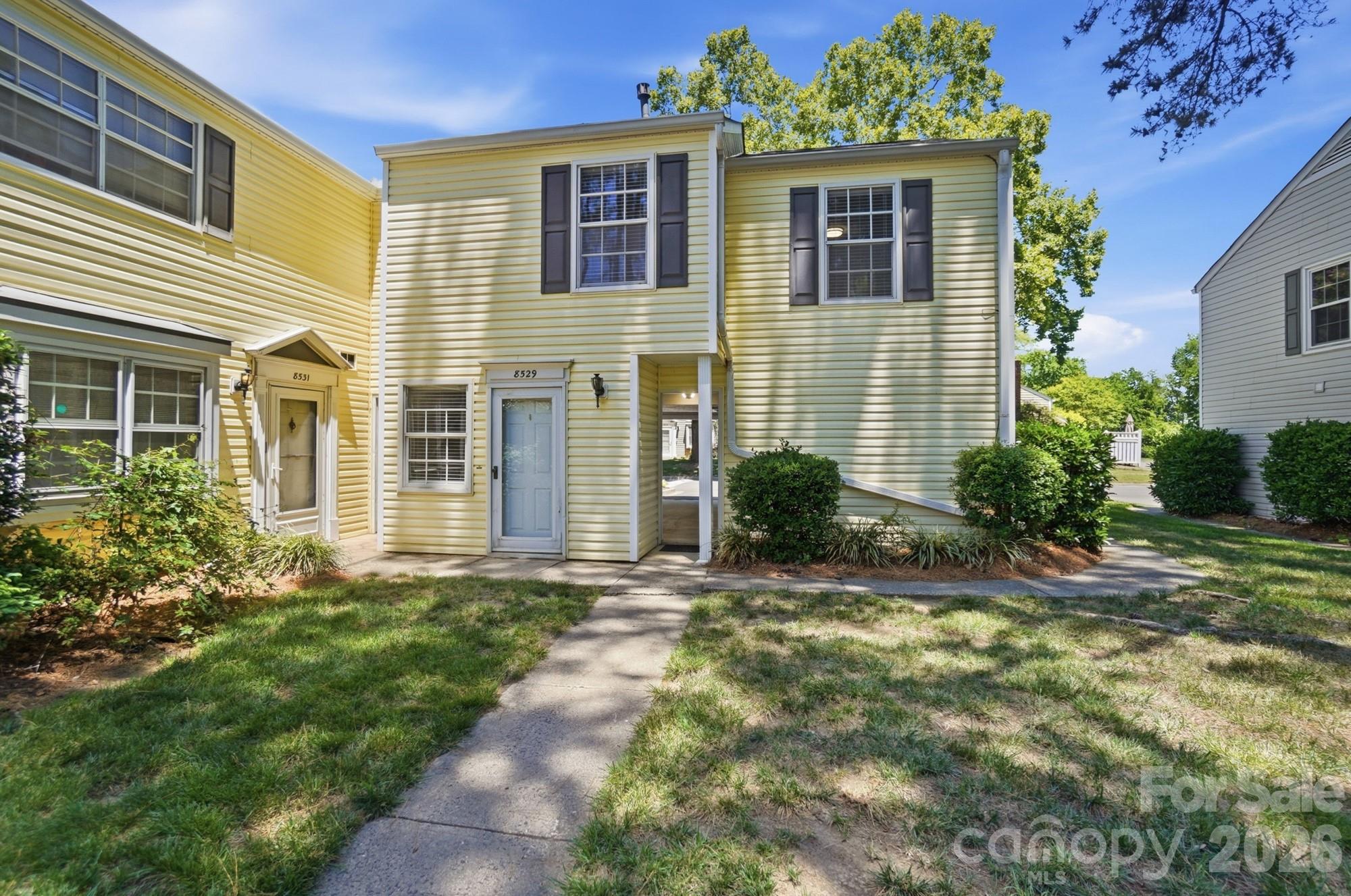 8529 Castle Pine Court — photo
