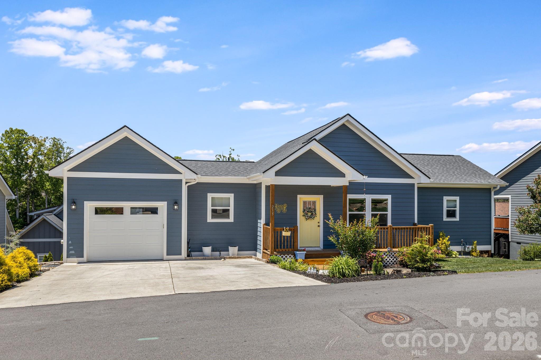 215 Oak Meadow Lane — photo