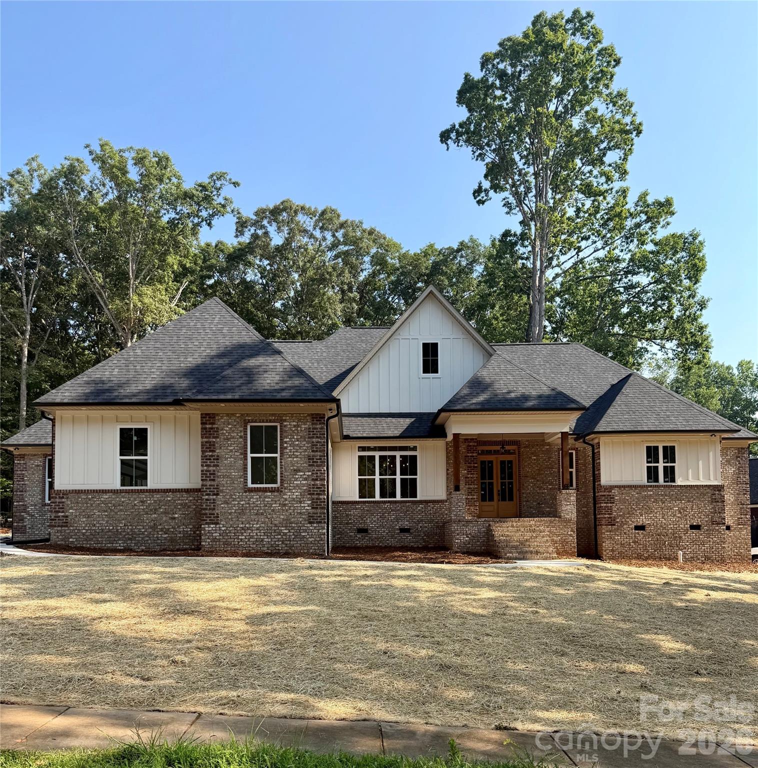 207 Kingsbridge Road — photo