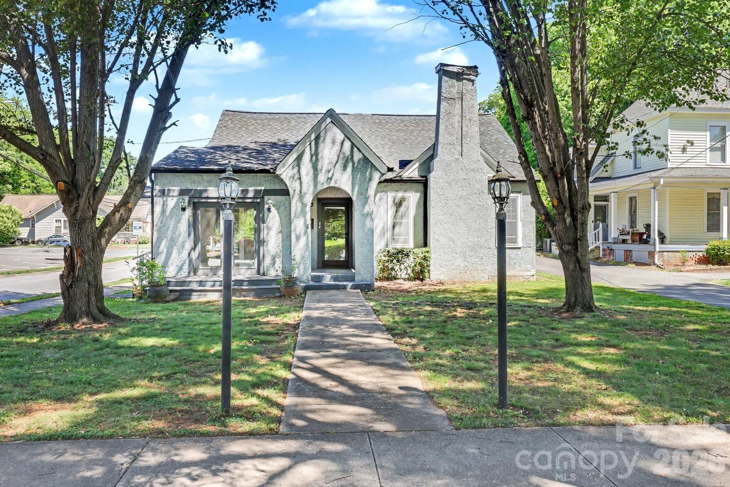 503 E Broad Street — photo