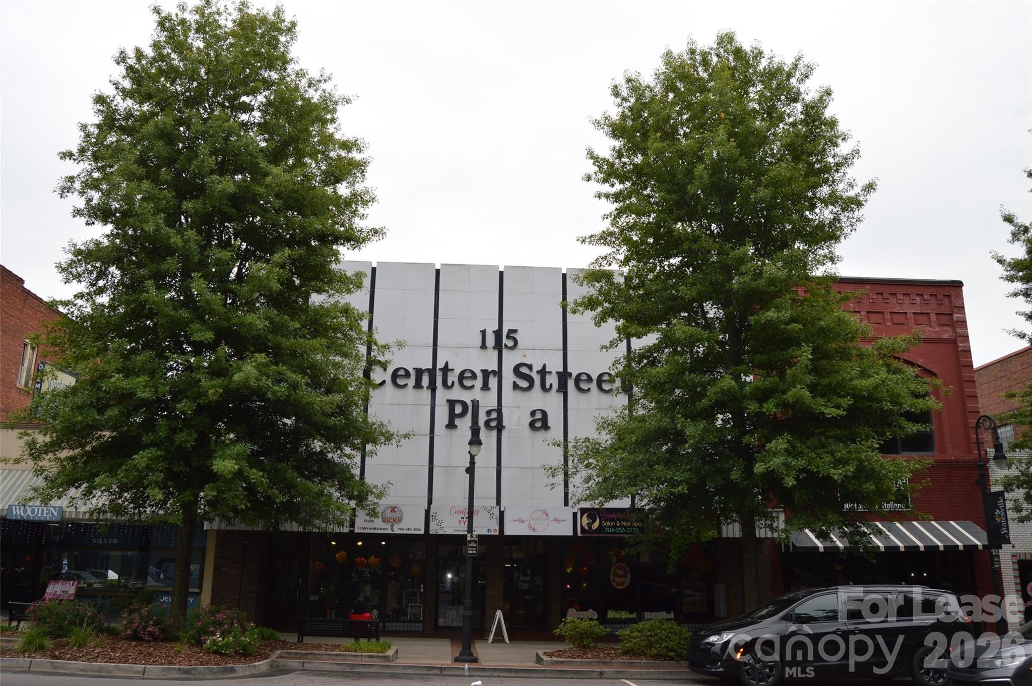 111 S Center Street 105 — photo