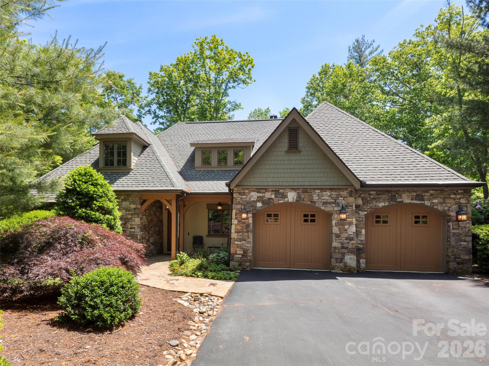 41 Hidden Hills Way — photo
