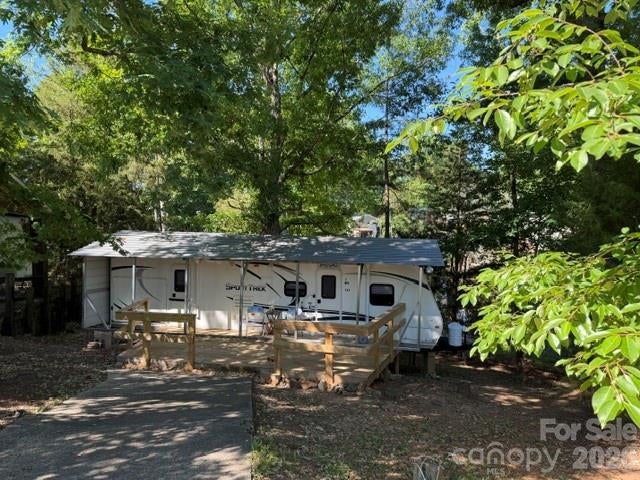131 Twin Bluff Trail — photo