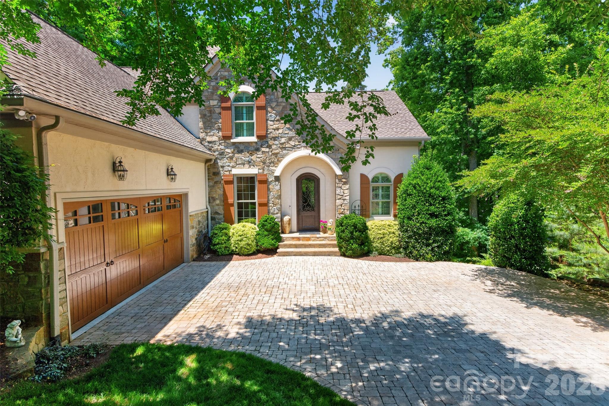 5138 Watermead Lane 130 — photo
