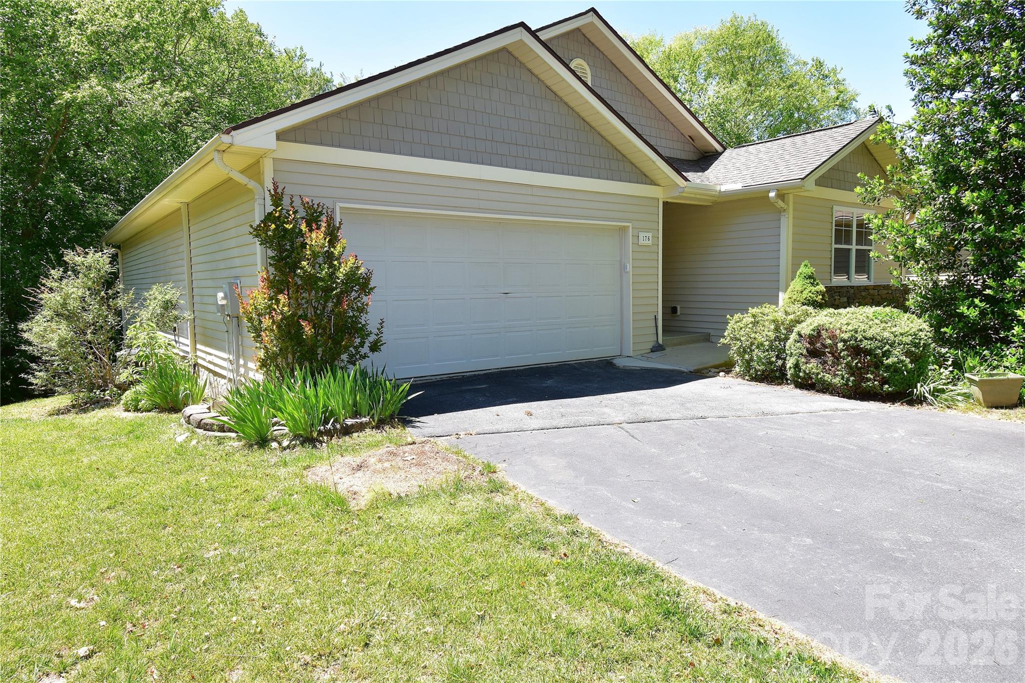 176 Clear Creekside Drive — photo