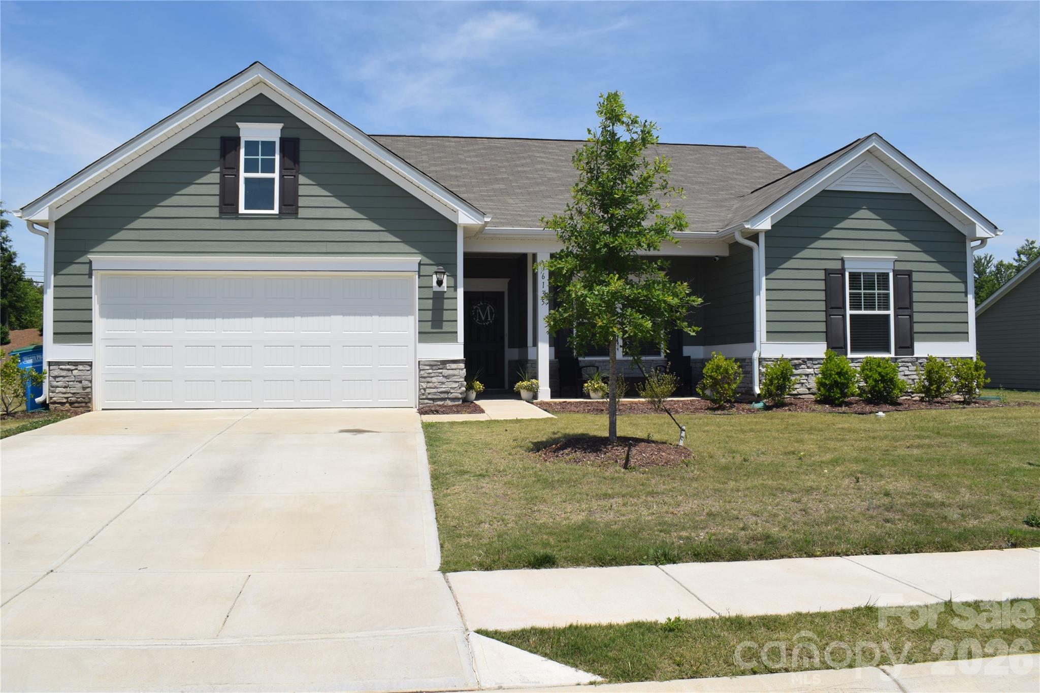 6135 Busch Way — photo