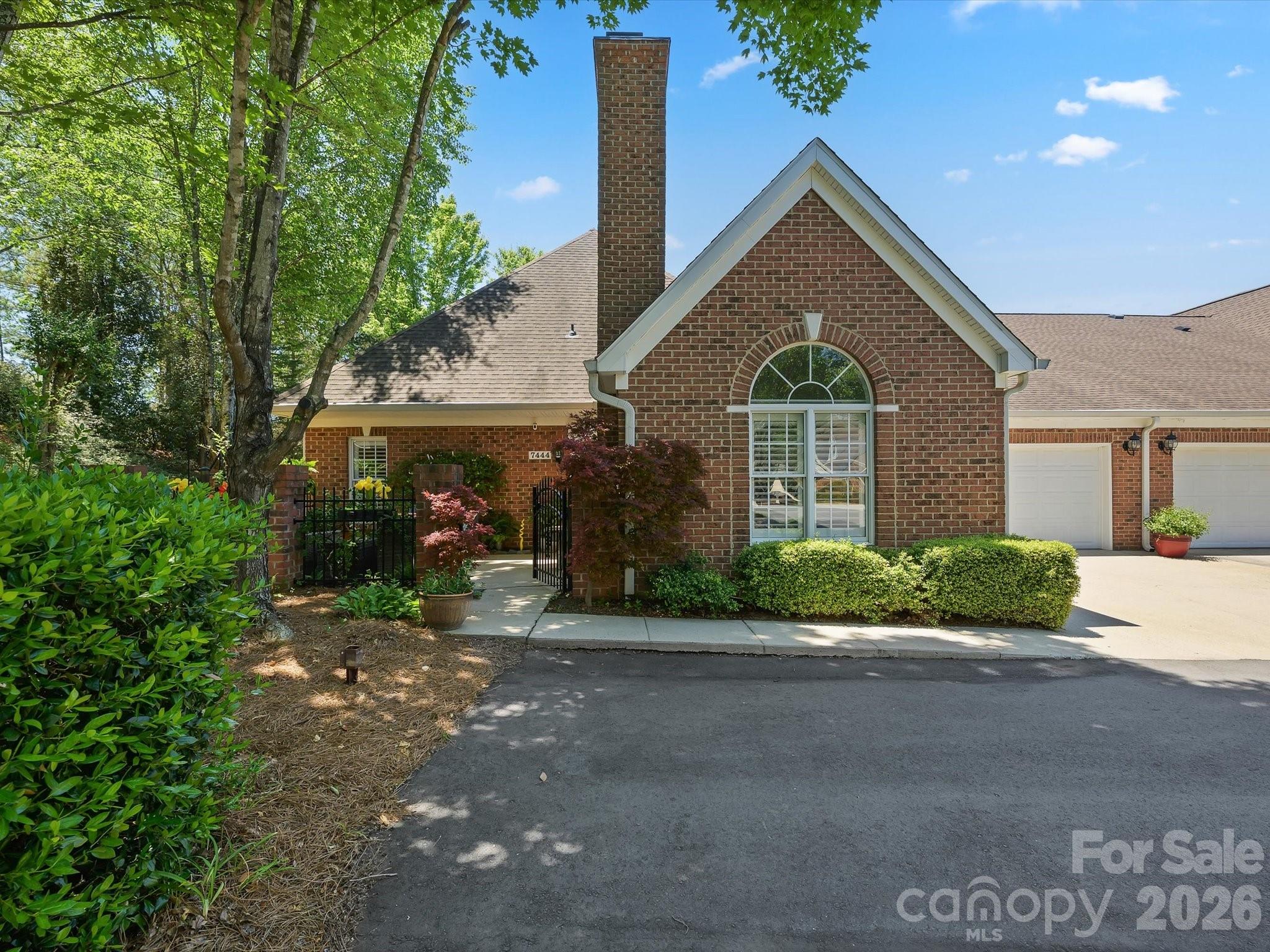 7444 Hurstbourne Green Drive — photo