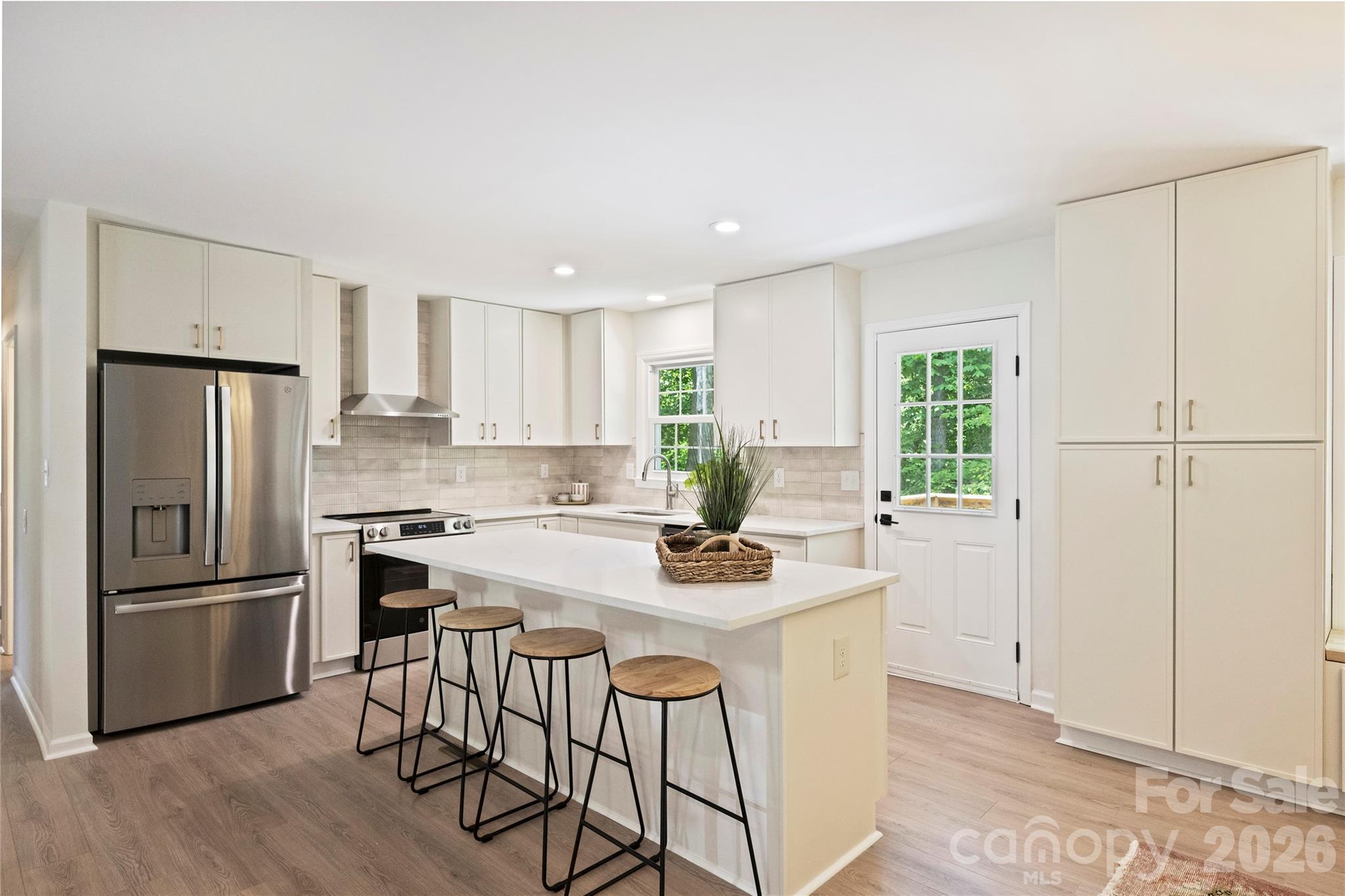 7420 Castlebar Road — photo