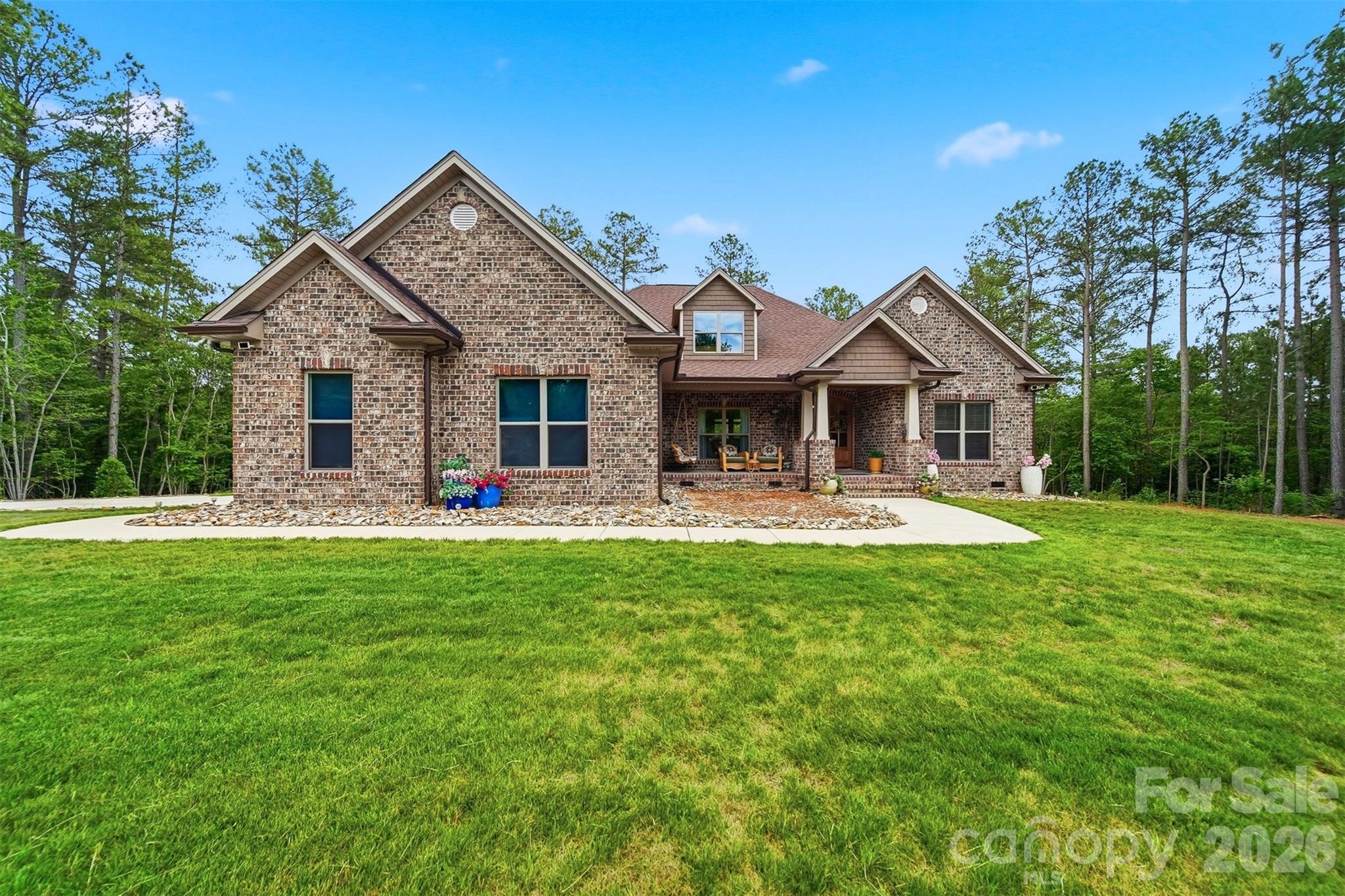 111 Lakefront Drive — photo
