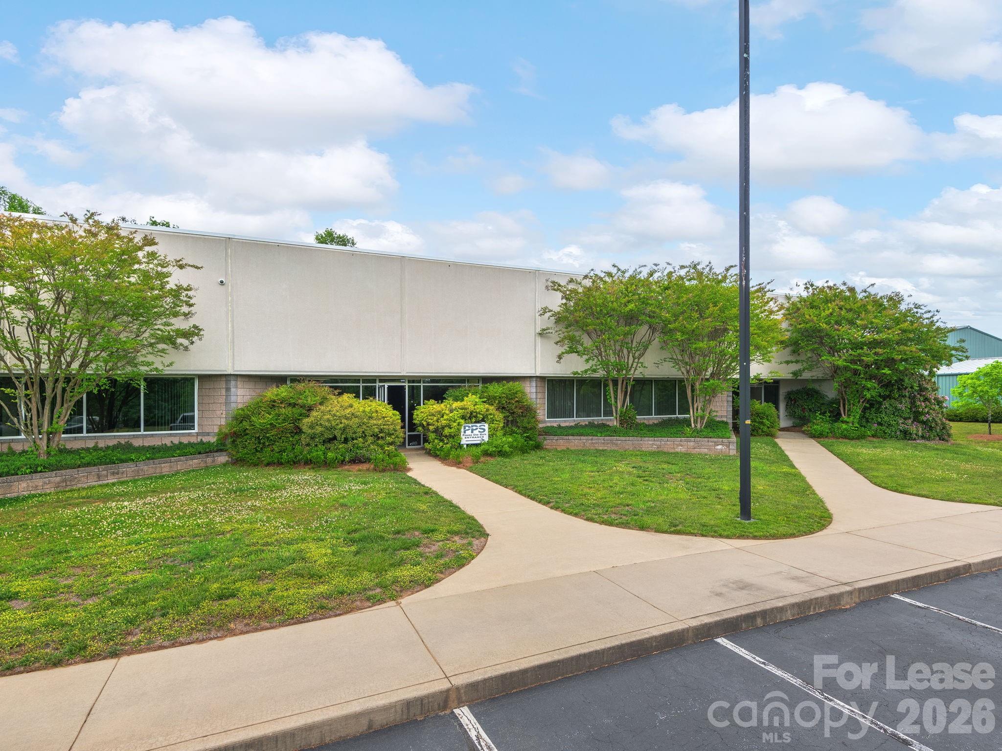 189 Continuum Drive B — photo