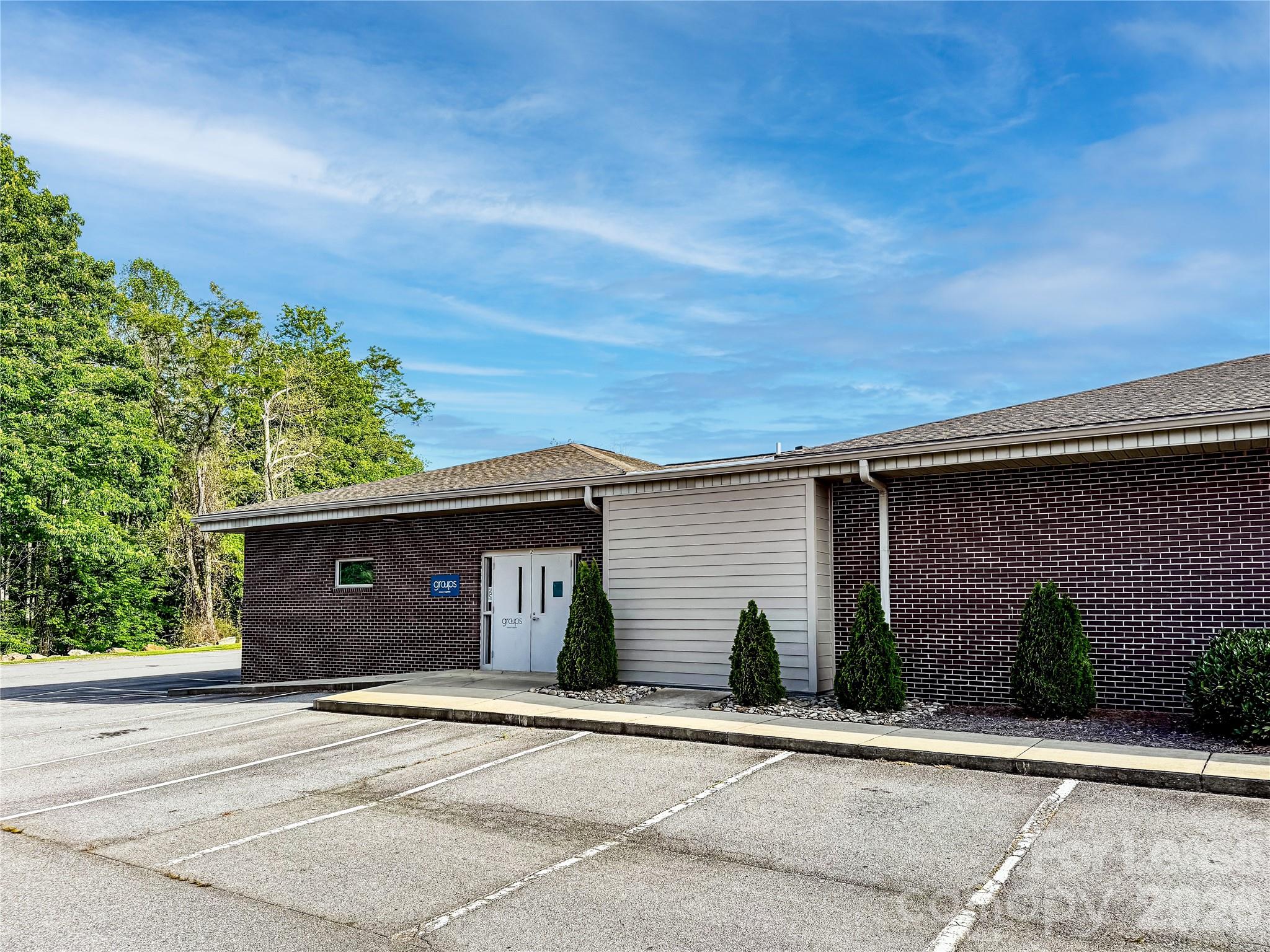 59 Haywood Office Park Suite 2 — photo