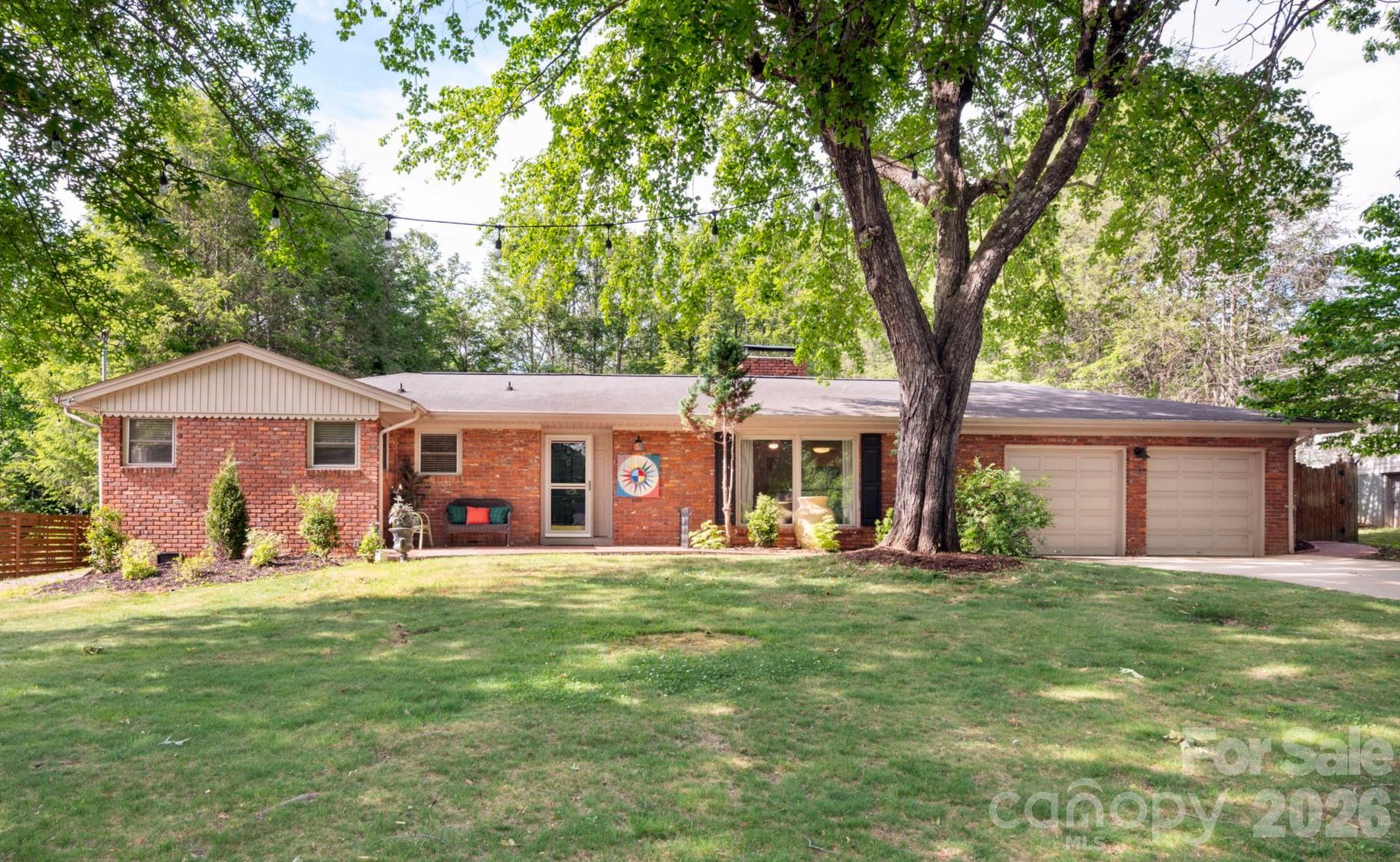 25 Bevlyn Drive — photo