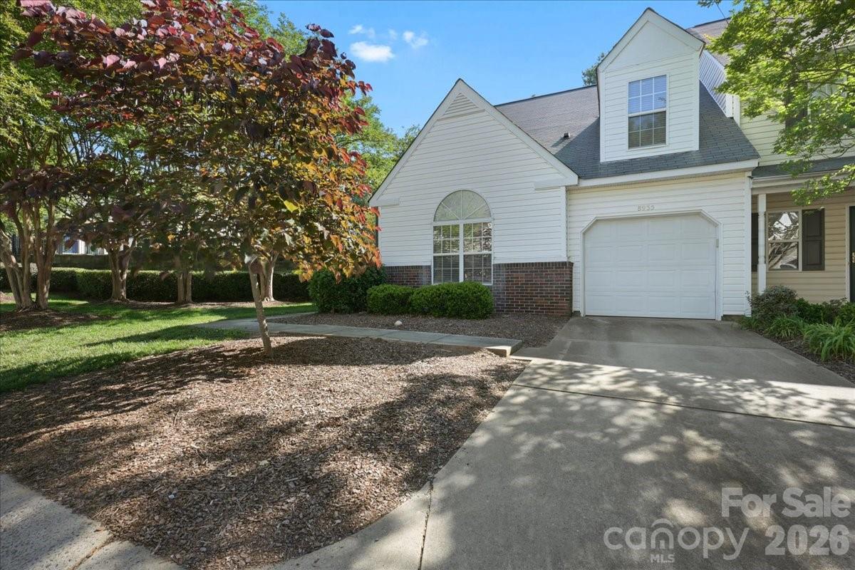 8935 Houston Ridge Road — photo