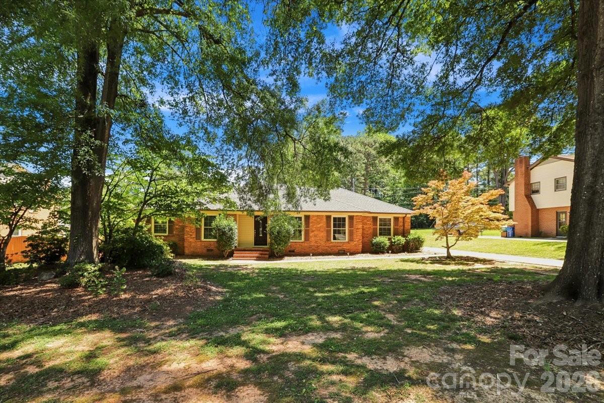 13507 Four Oaks Lane — photo
