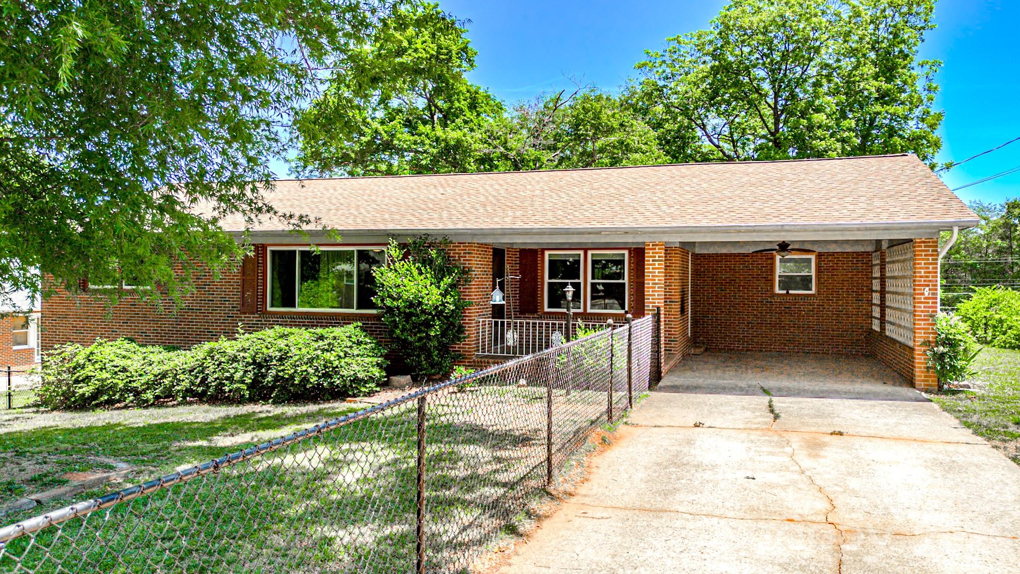 135 Hazelwood Drive — photo