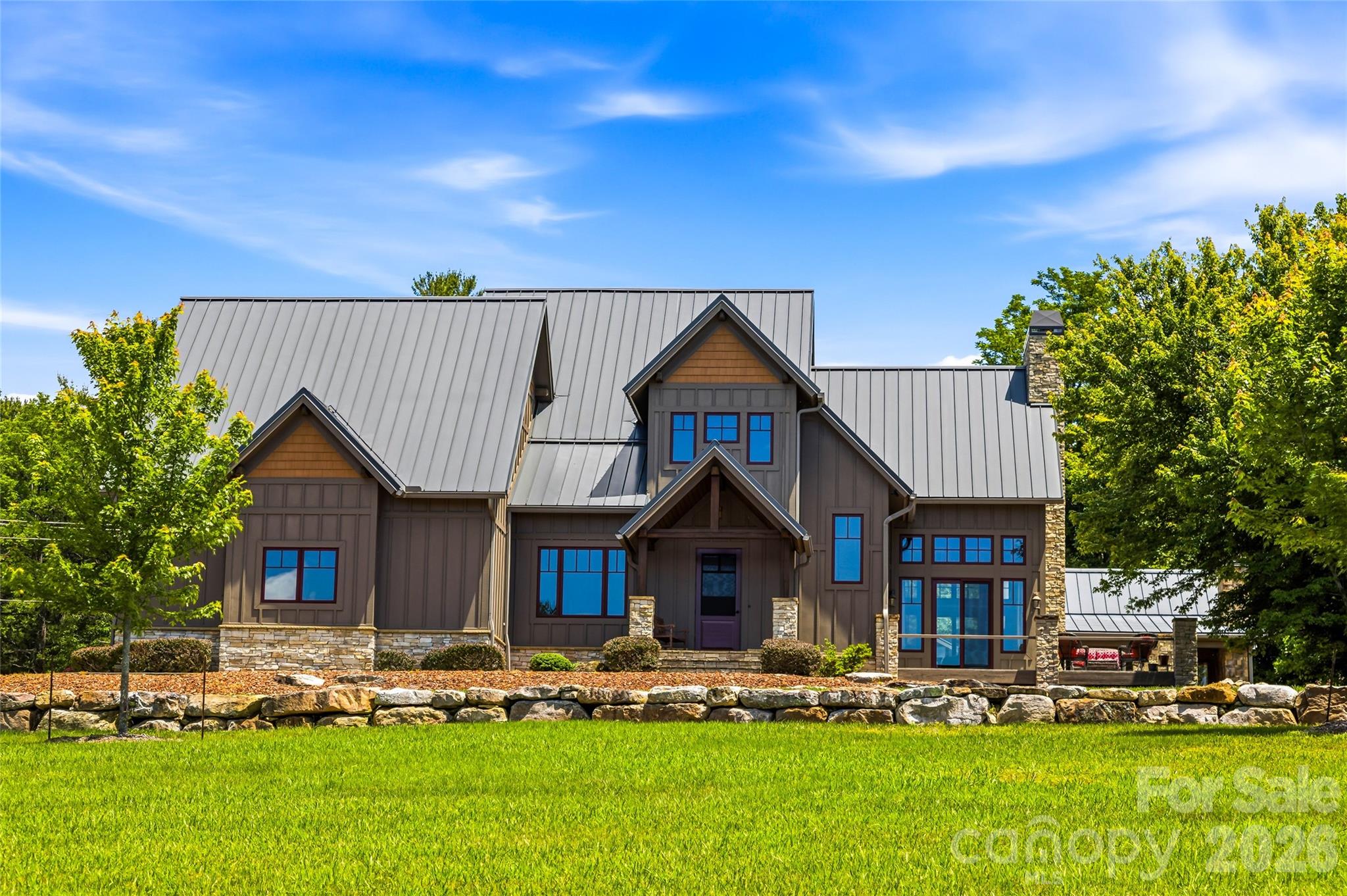 4862 Pinnacle Mountain Road — photo