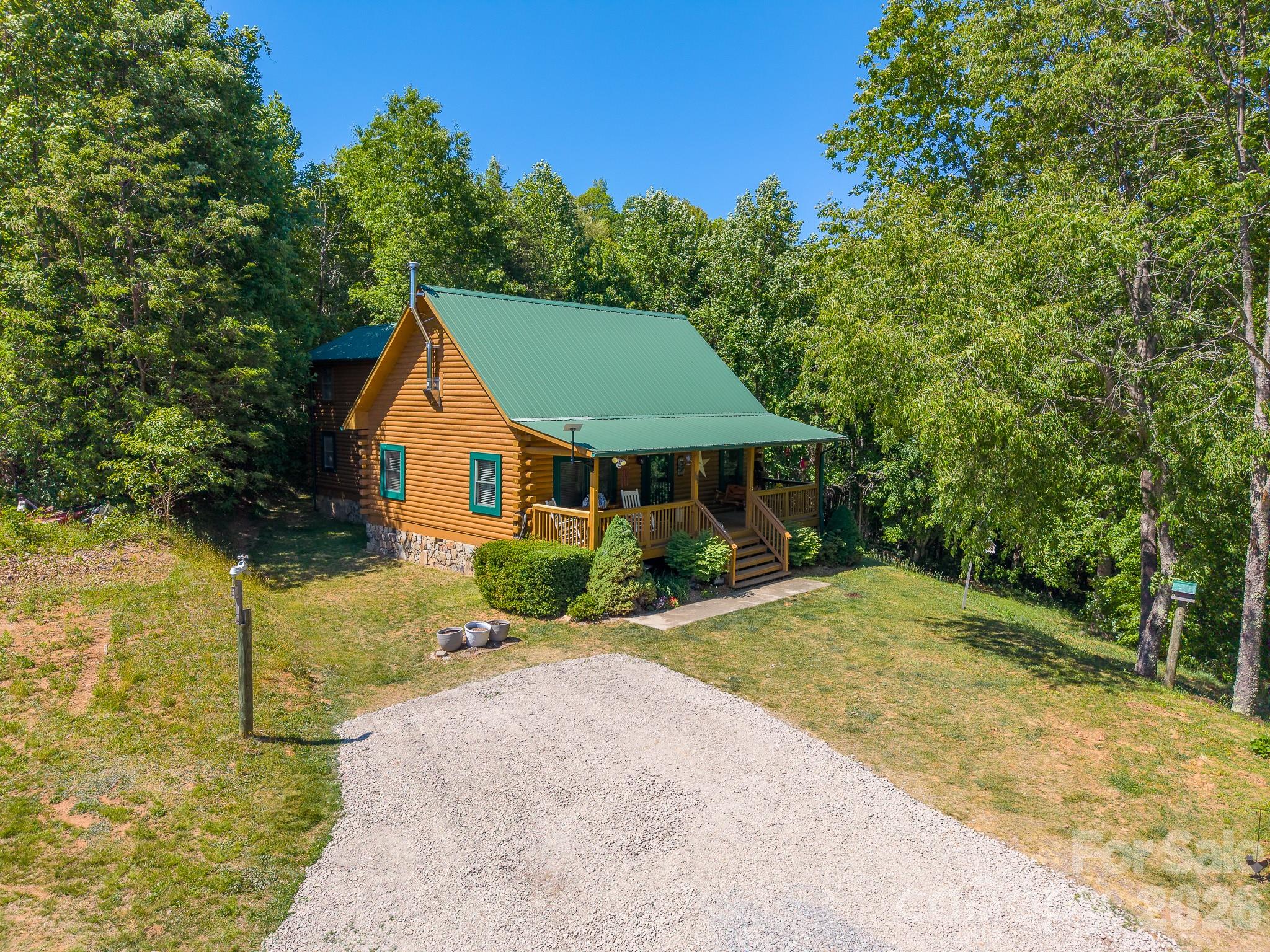 451 Rustic Ridge Drive, Canton, NC 28716 — photo 2
