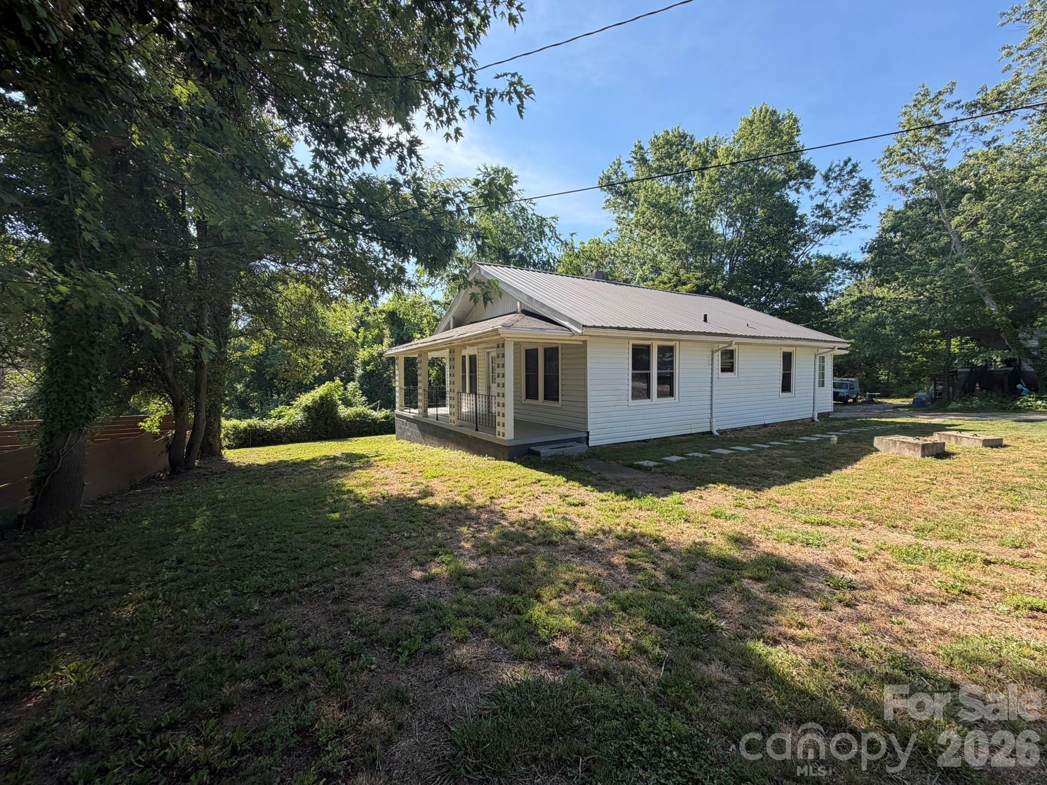 41 Oak Hill Drive — photo