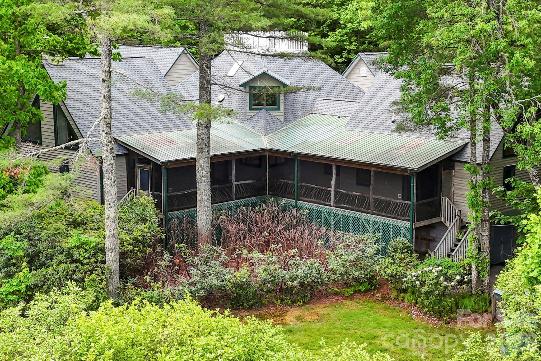 1592 Eagle Lake Drive 154 — photo