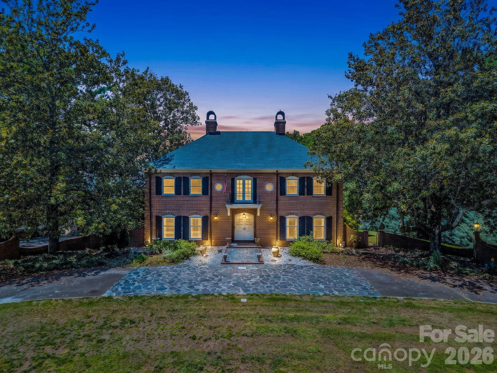 590 Miller Road — photo