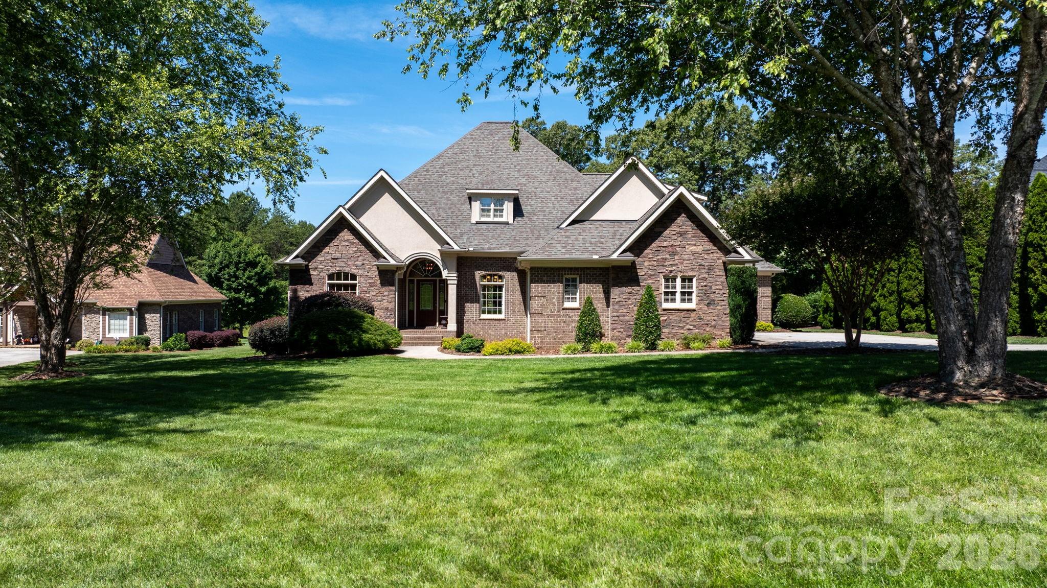 1055 Catawba Greens Drive — photo