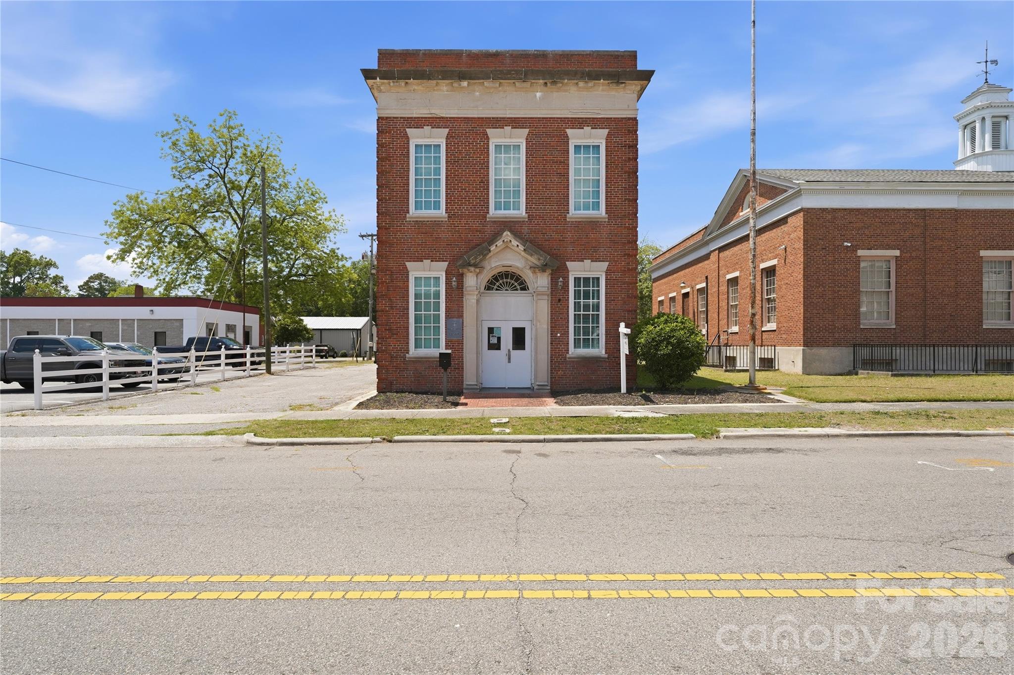 211 Atkinson Street — photo