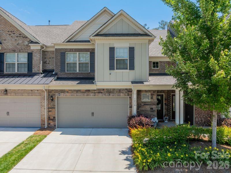 1038 Crest Oak Lane — photo