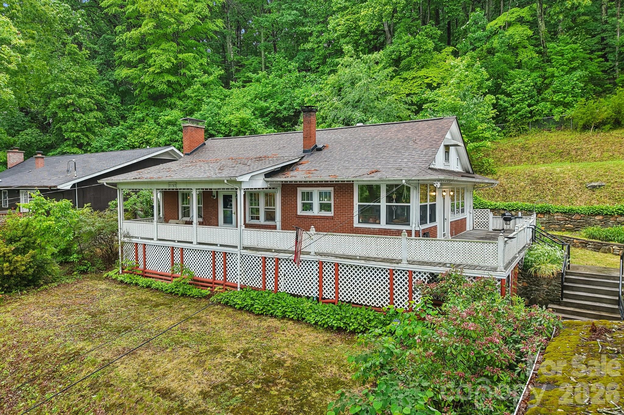 1157 S Main Street — photo