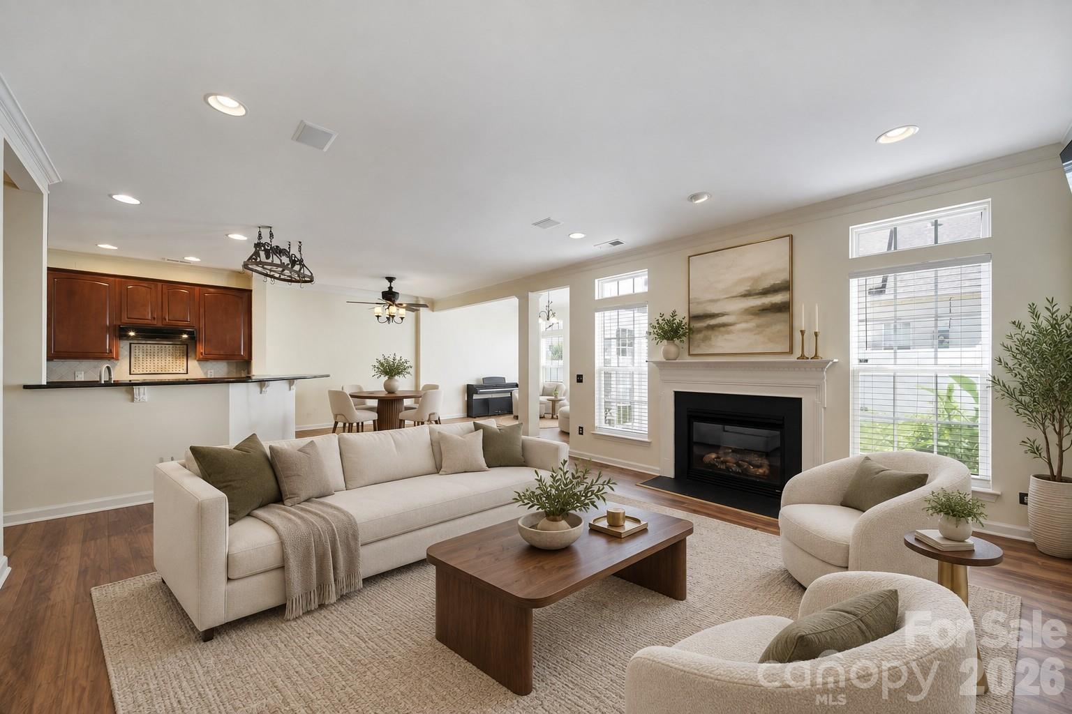 415 Foilage Court — photo