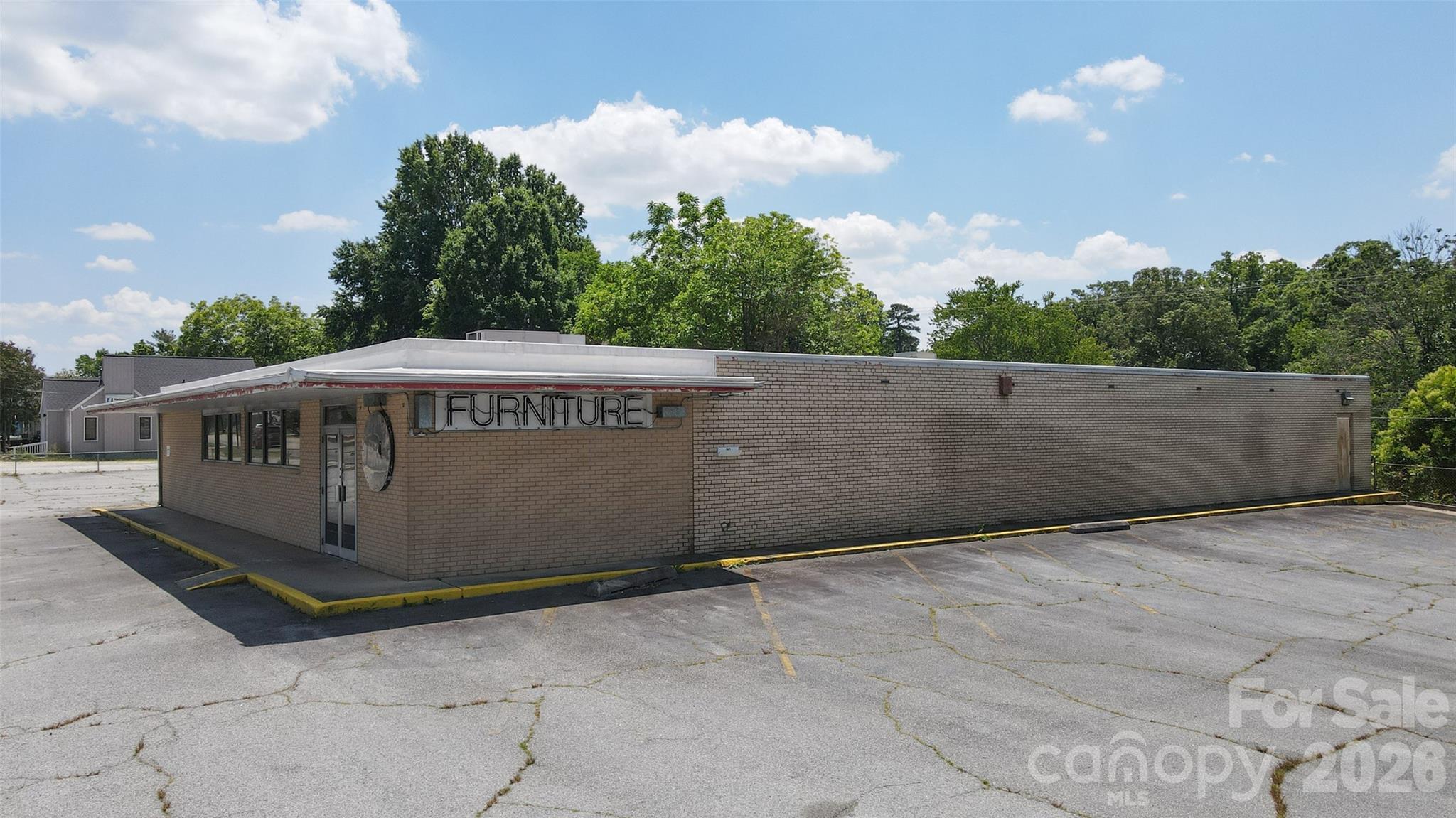 600 Randolph Street — photo