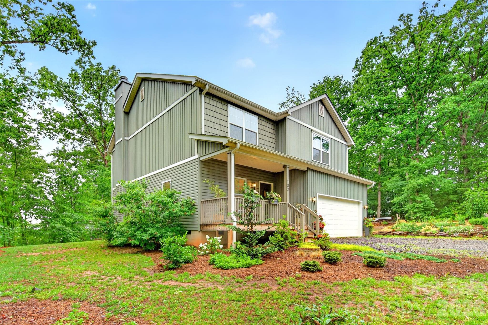 132 Maple Ridge Drive — photo
