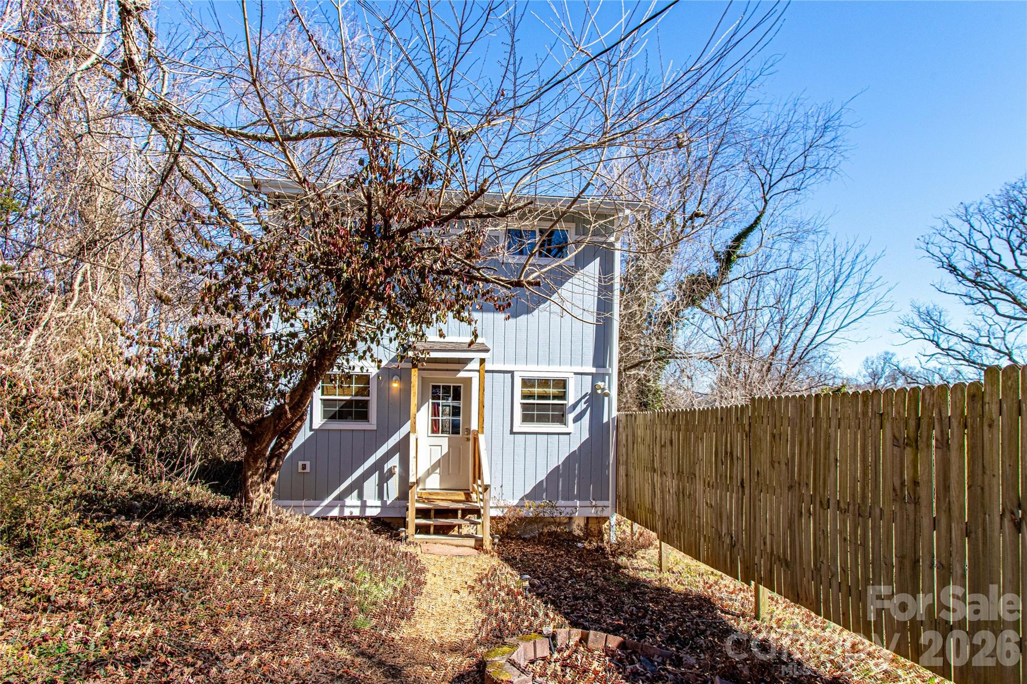 105 Adams Hill Road — photo