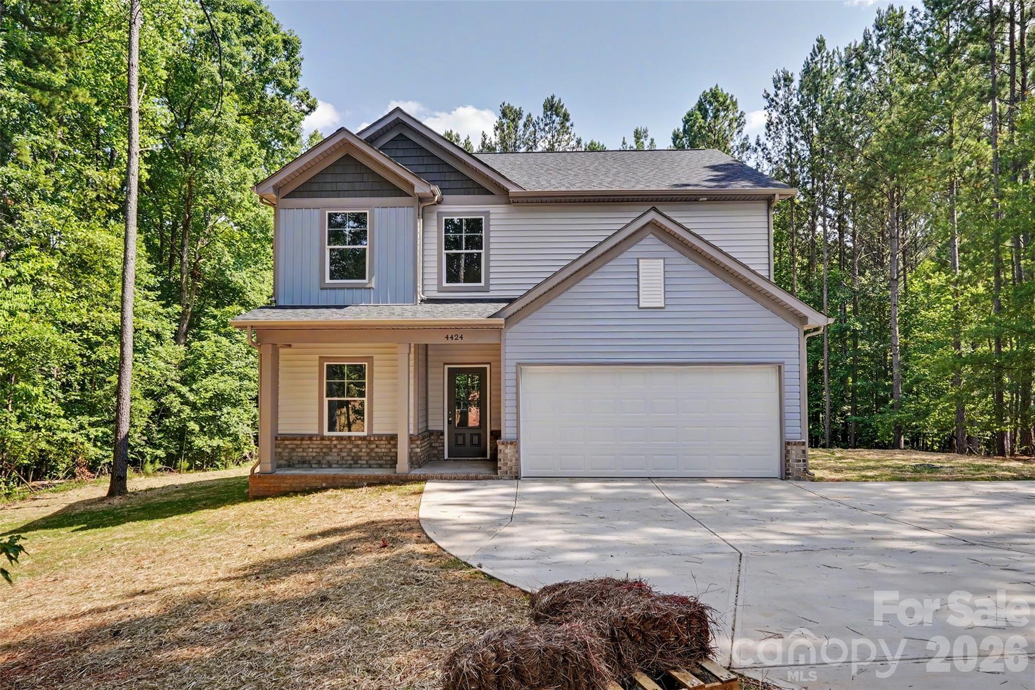 4424 Mountain Creek Road — photo