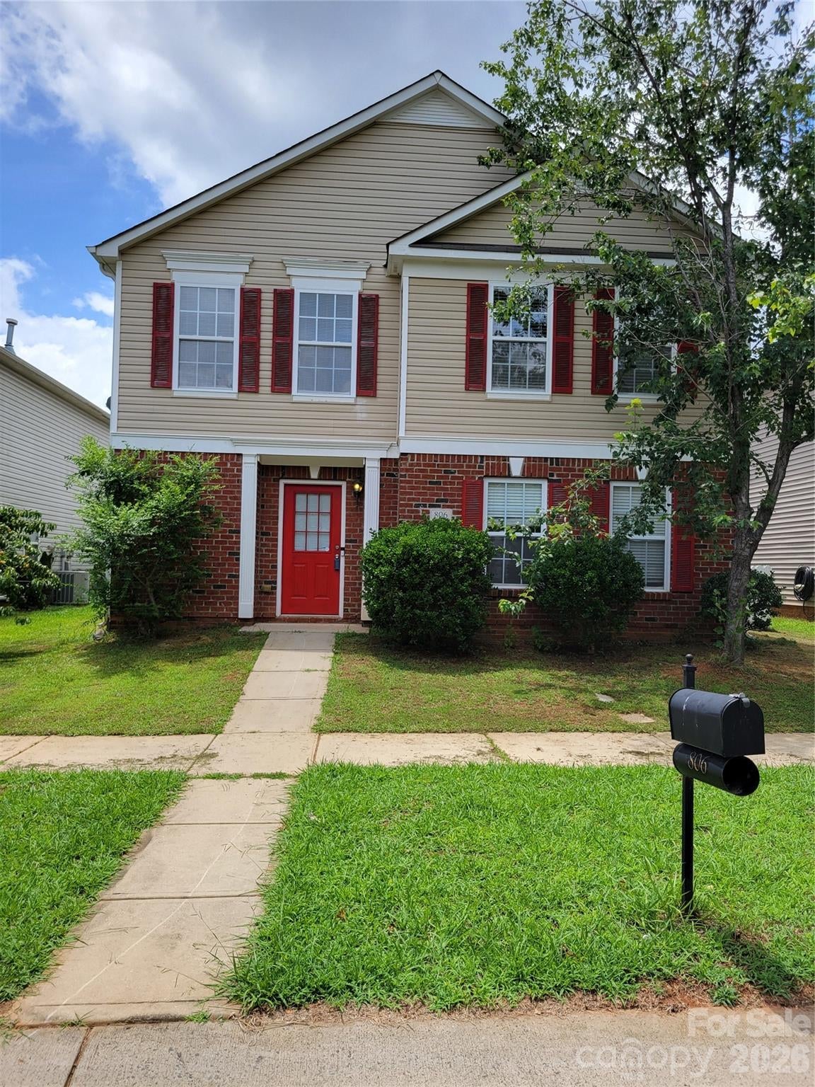 806 Sinclair Drive — photo