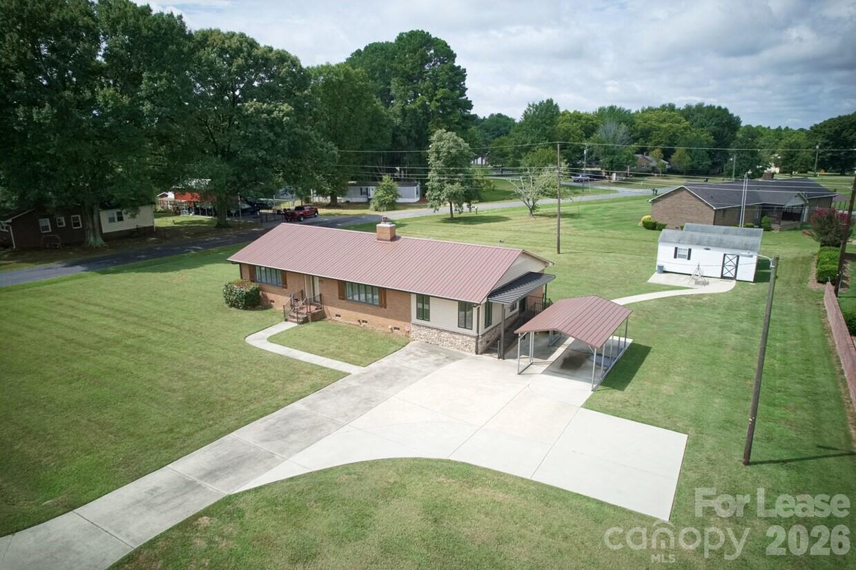 128 Killian Farm Road — photo