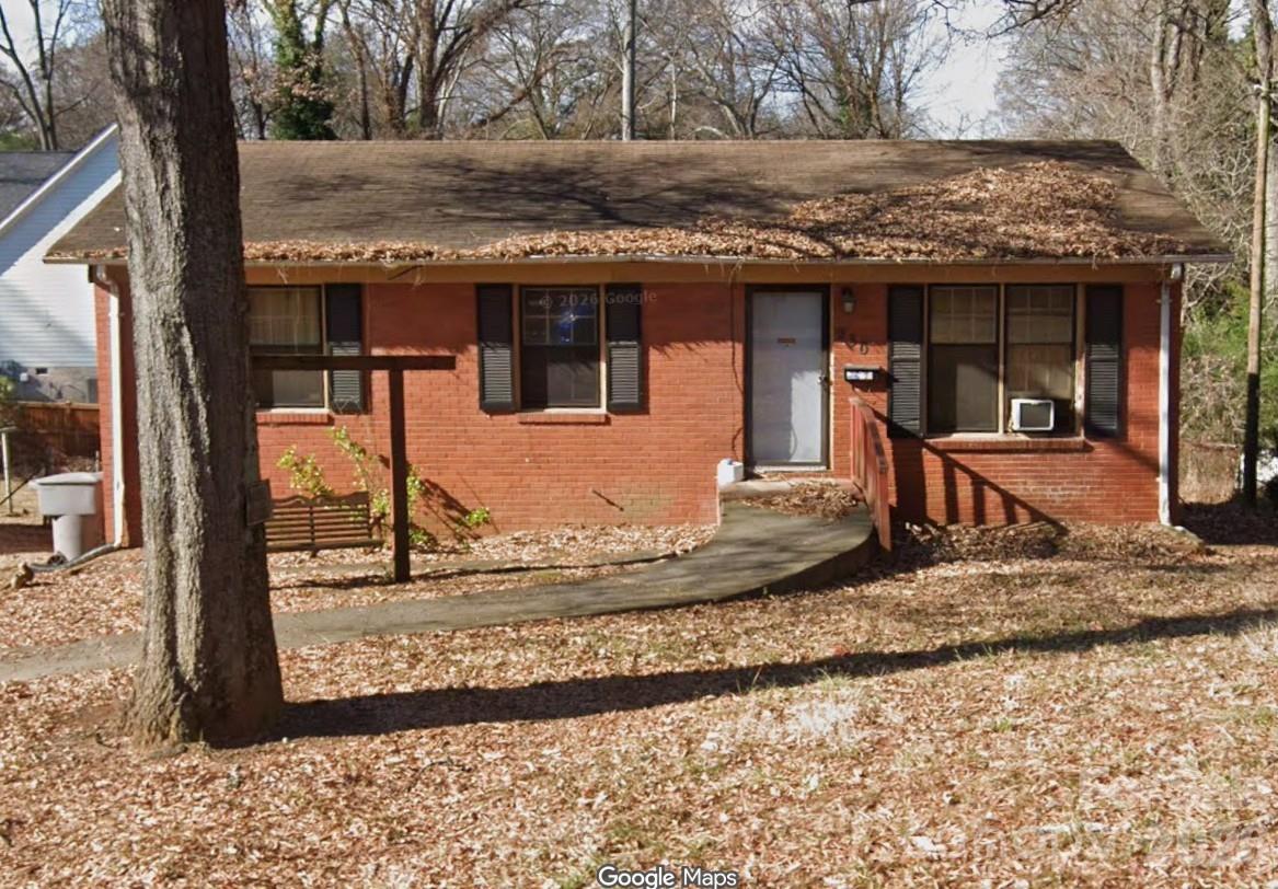 930 Davenport Street — photo