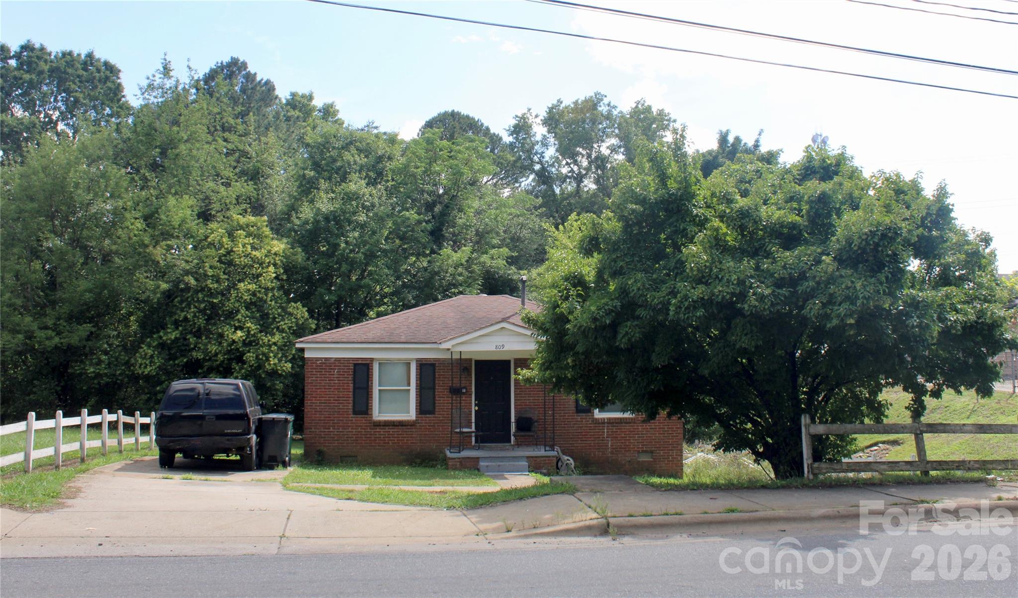 809 Norris Avenue — photo