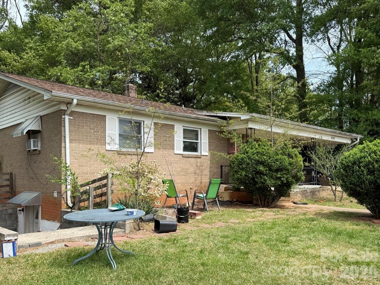 101 Ramsey Street — photo