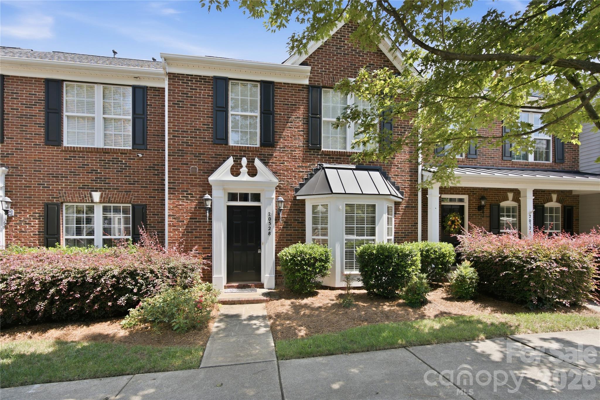 20528 Harbor View Drive — photo
