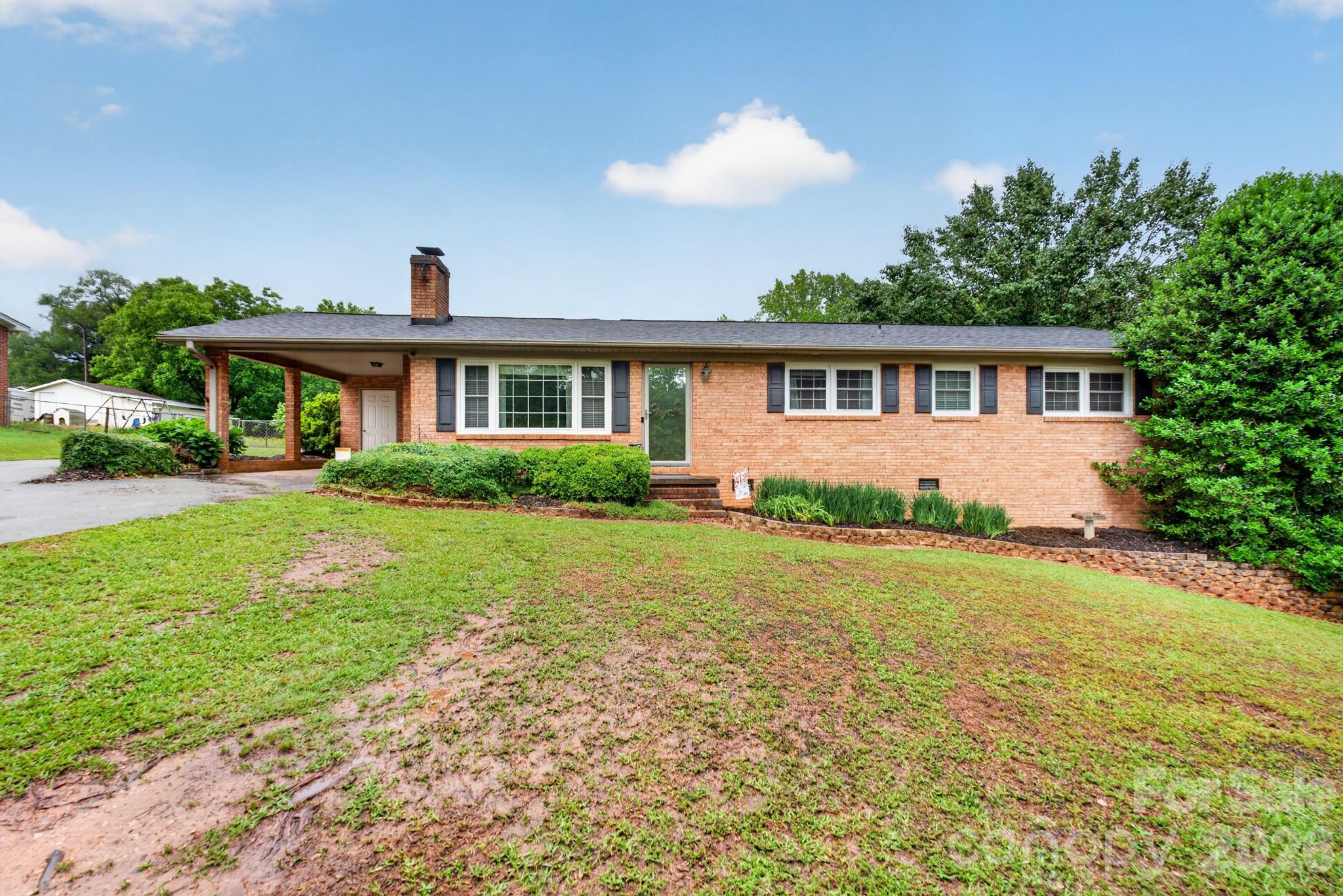 1172 Rainbow Circle — photo
