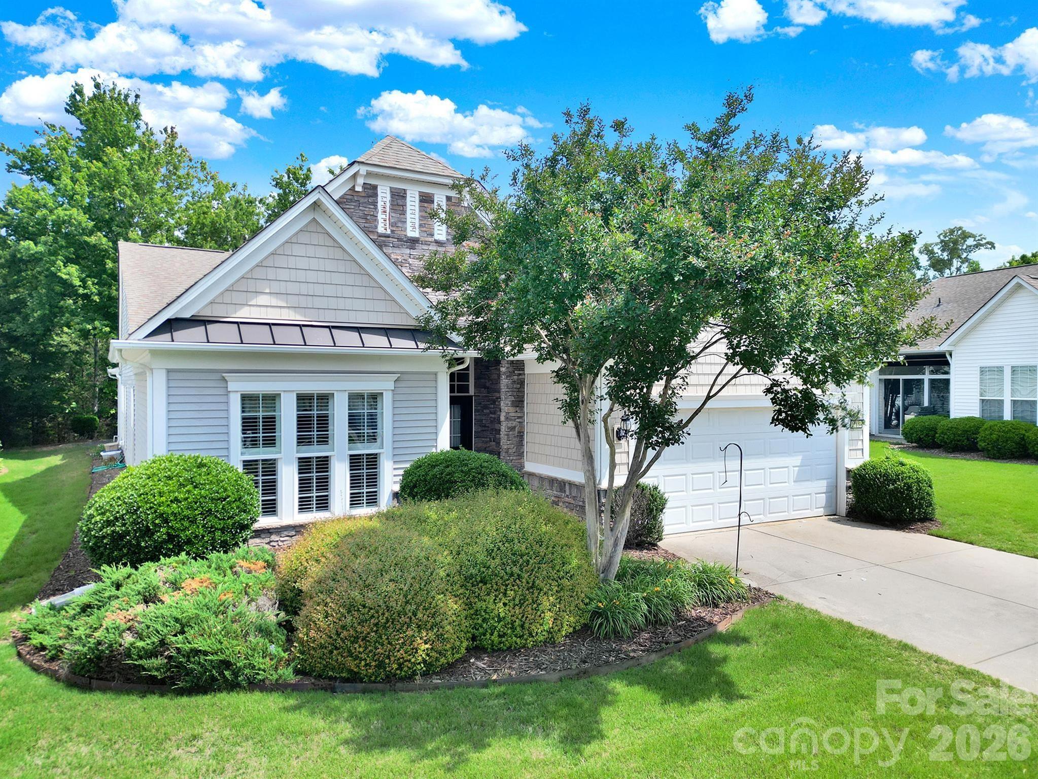 15184 Legend Oaks Court — photo