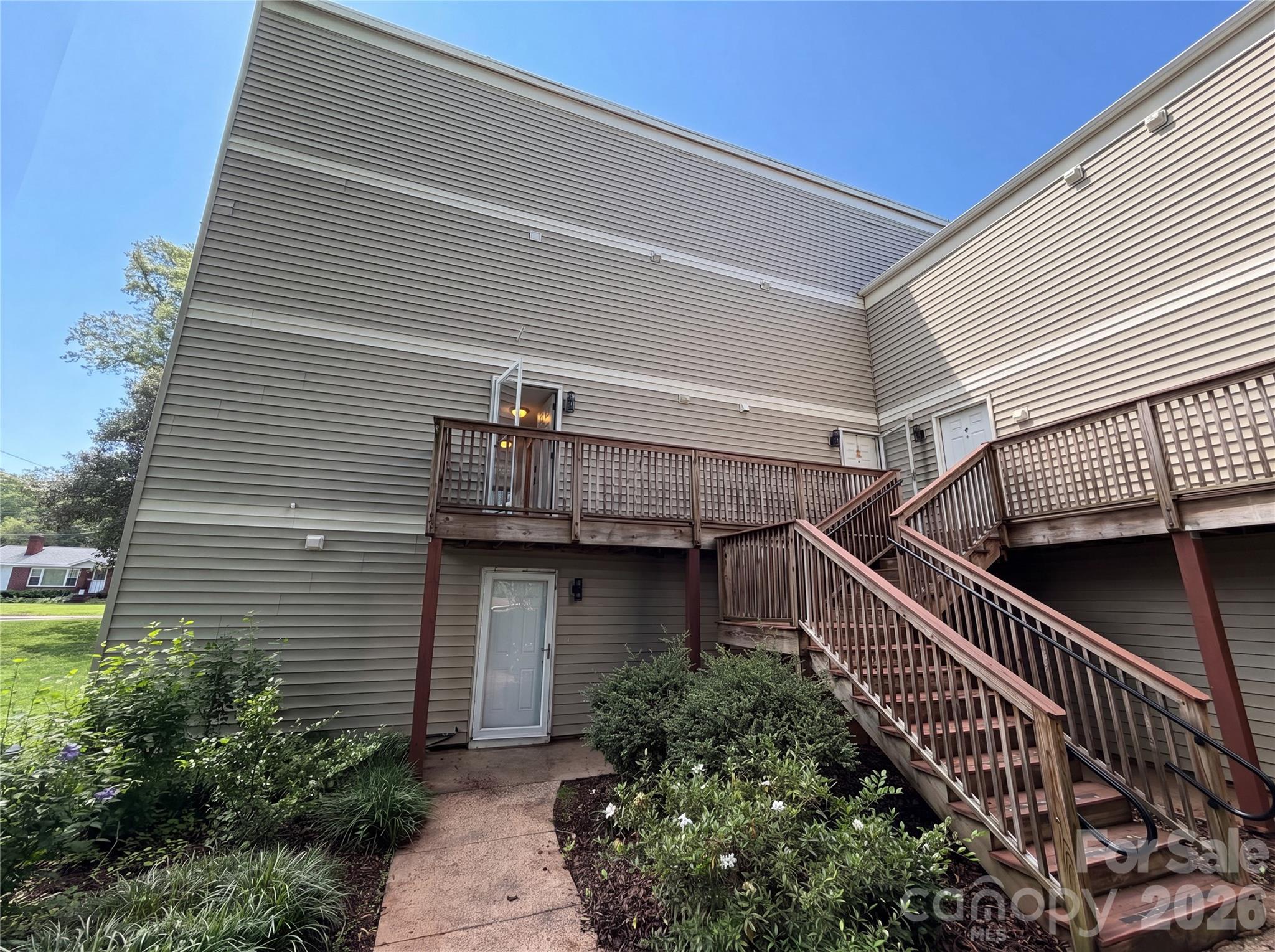 1625 Merry Oaks Road D — photo