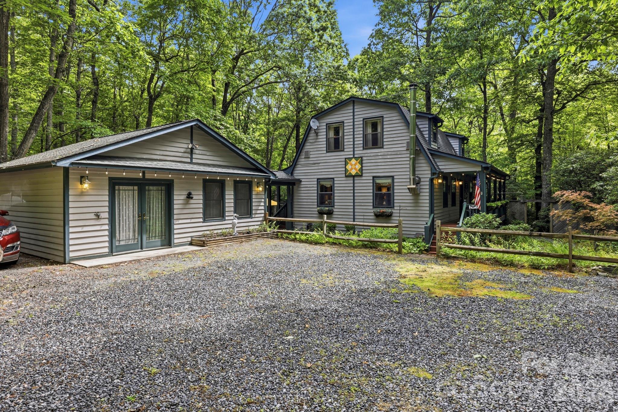 37 Pine Bluff Road — photo