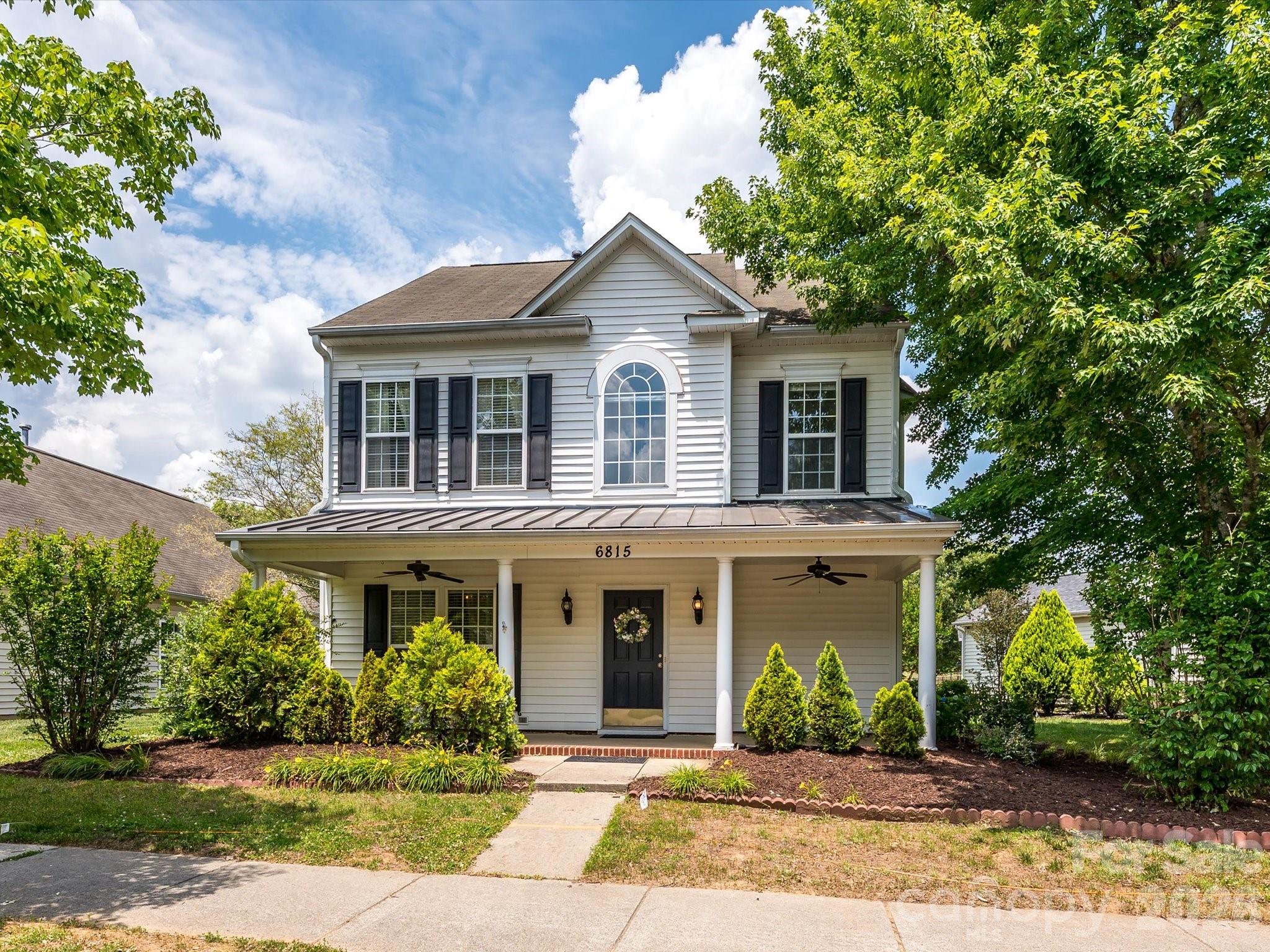 6815 Tanners Creek Drive — photo