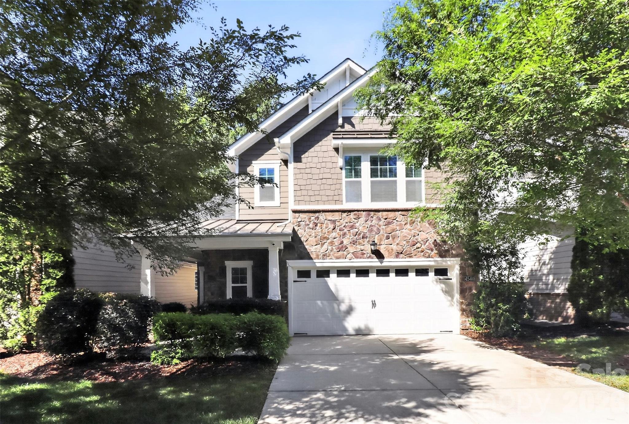 4540 Blackmuir Wood Circle — photo